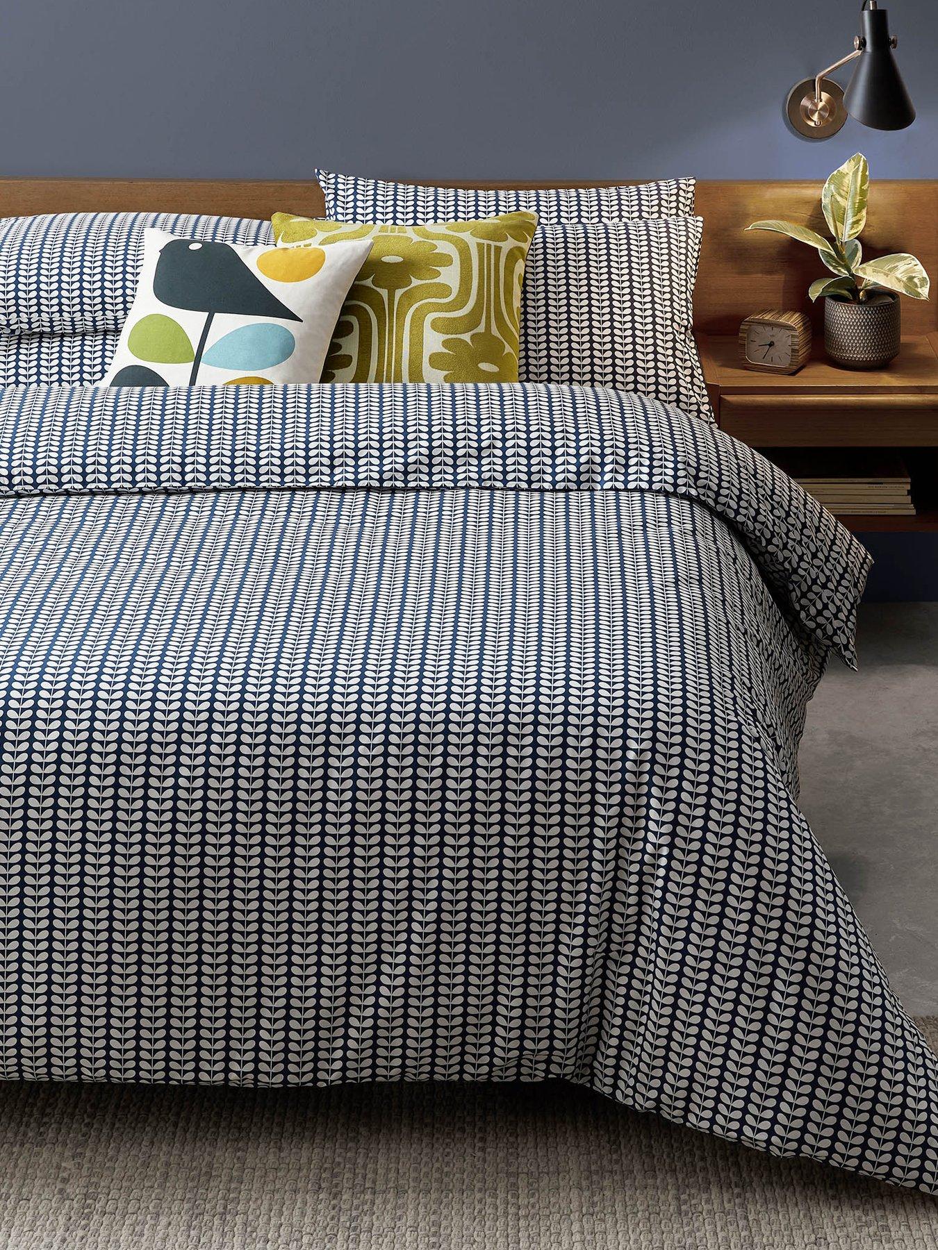 Image 1 of 3 of Orla Kiely Tiny Stem 100% Cotton Whale Quilt Cover