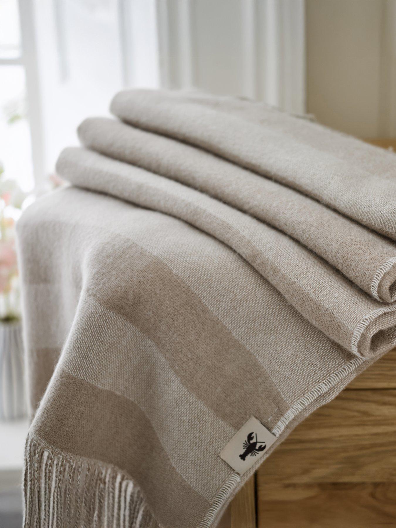 Deyongs LC St.Ives Throw 130x160CM