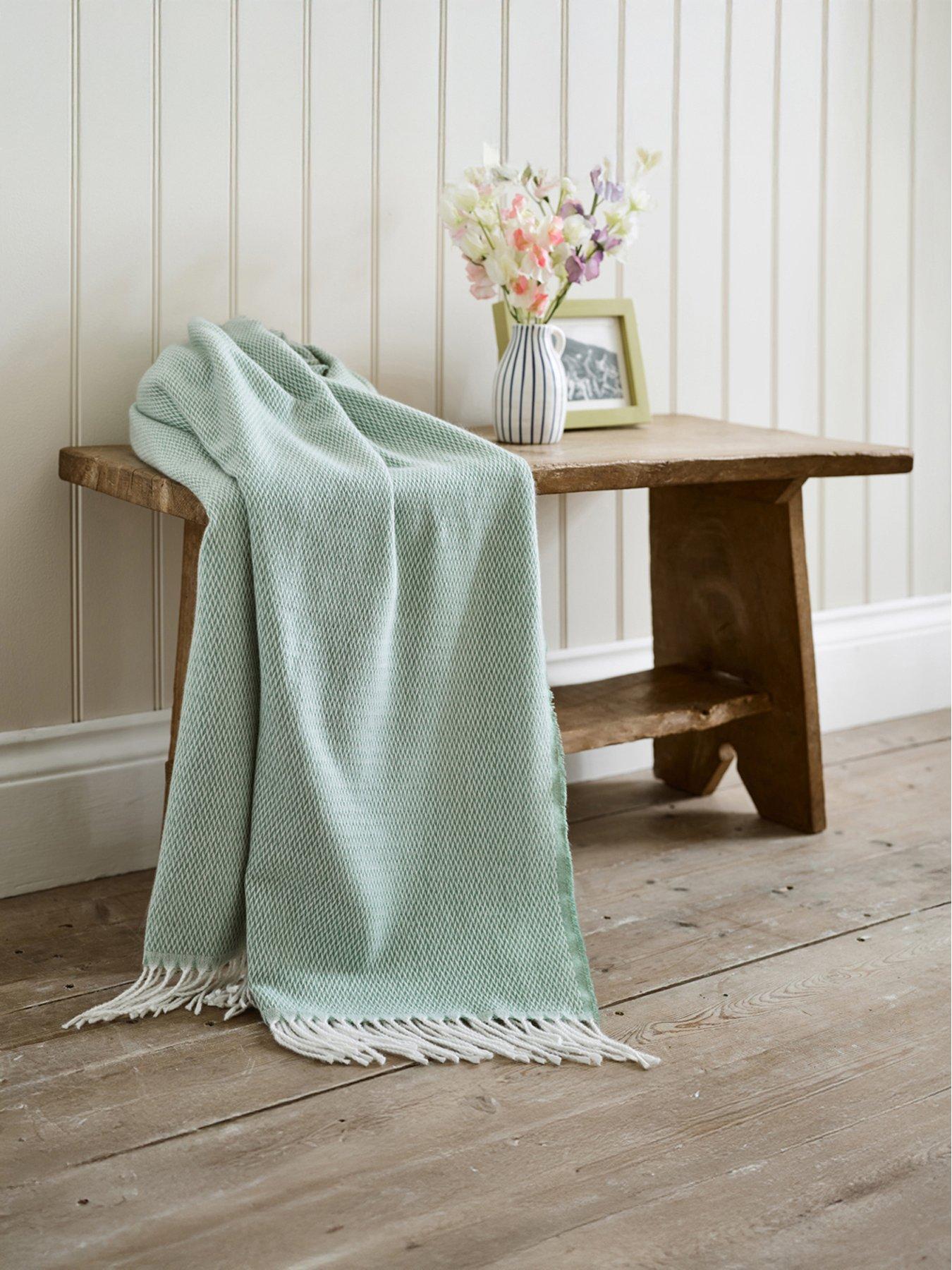 The Lyndon Co TLC Arcadia Throw 130x170cm