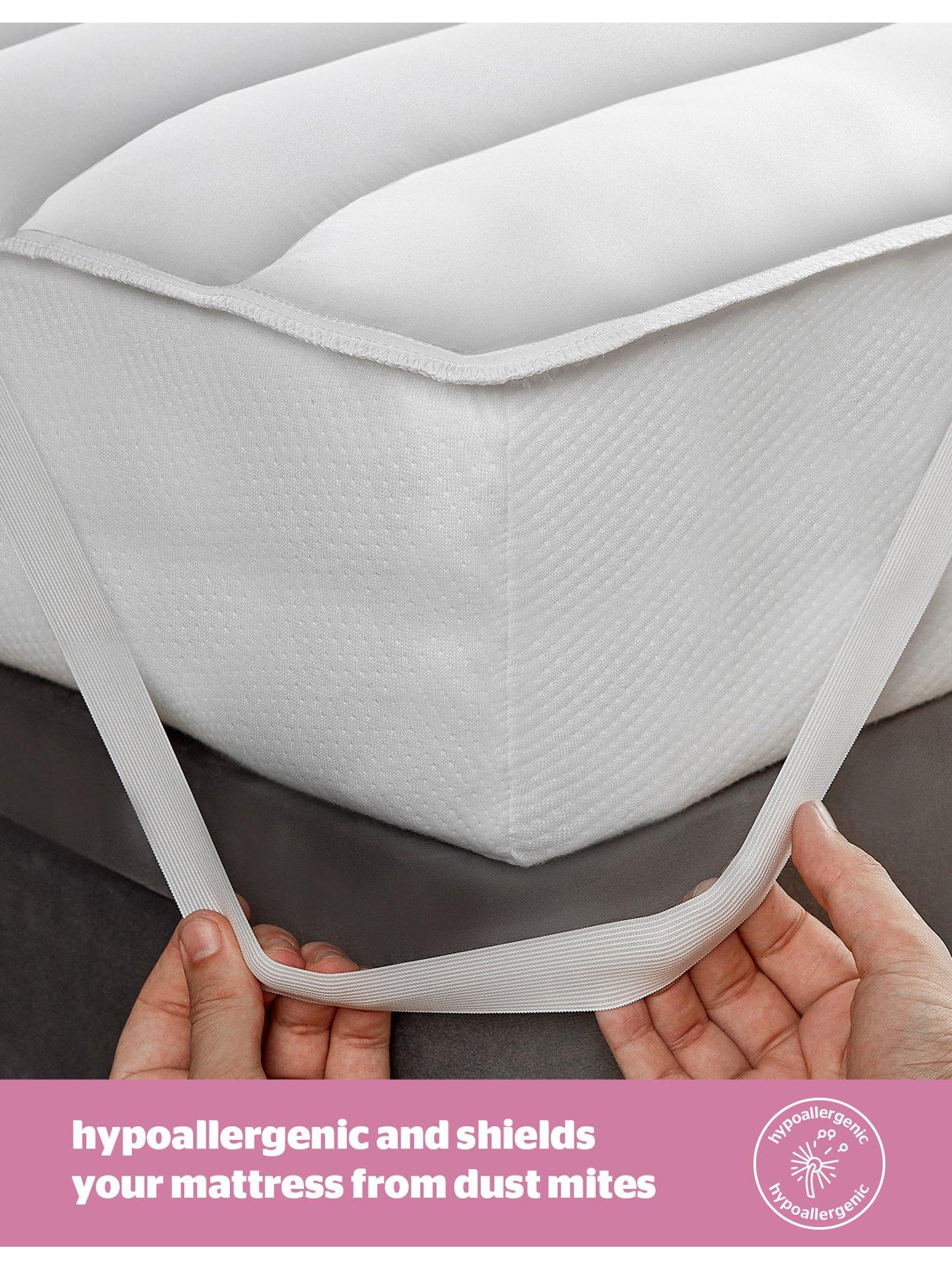  image of silentnight-quilted-small-double-mattress-protector
