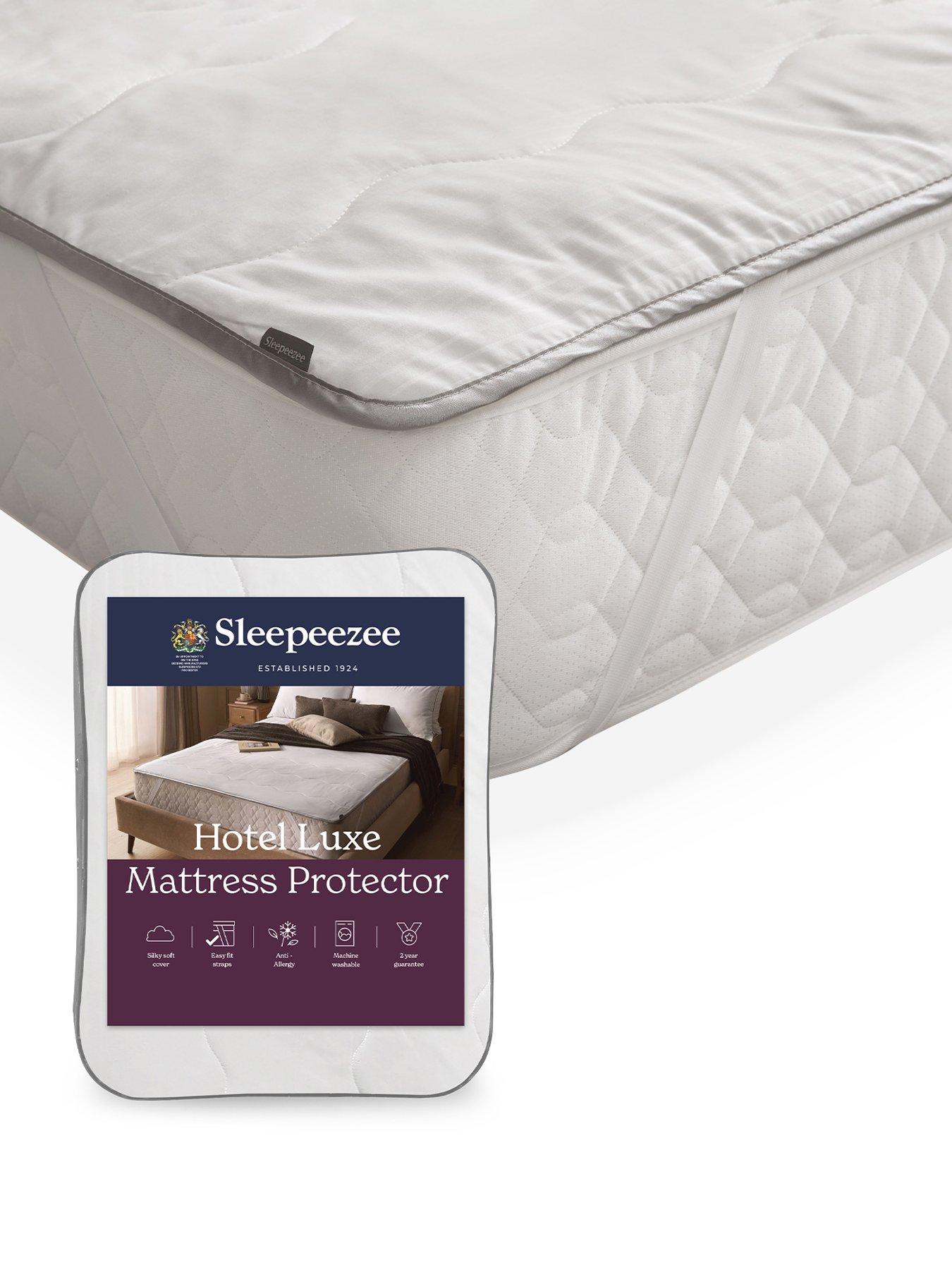 Image 1 of 7 of Sleepeezee Hotel Luxe Quilted Mattress Protector