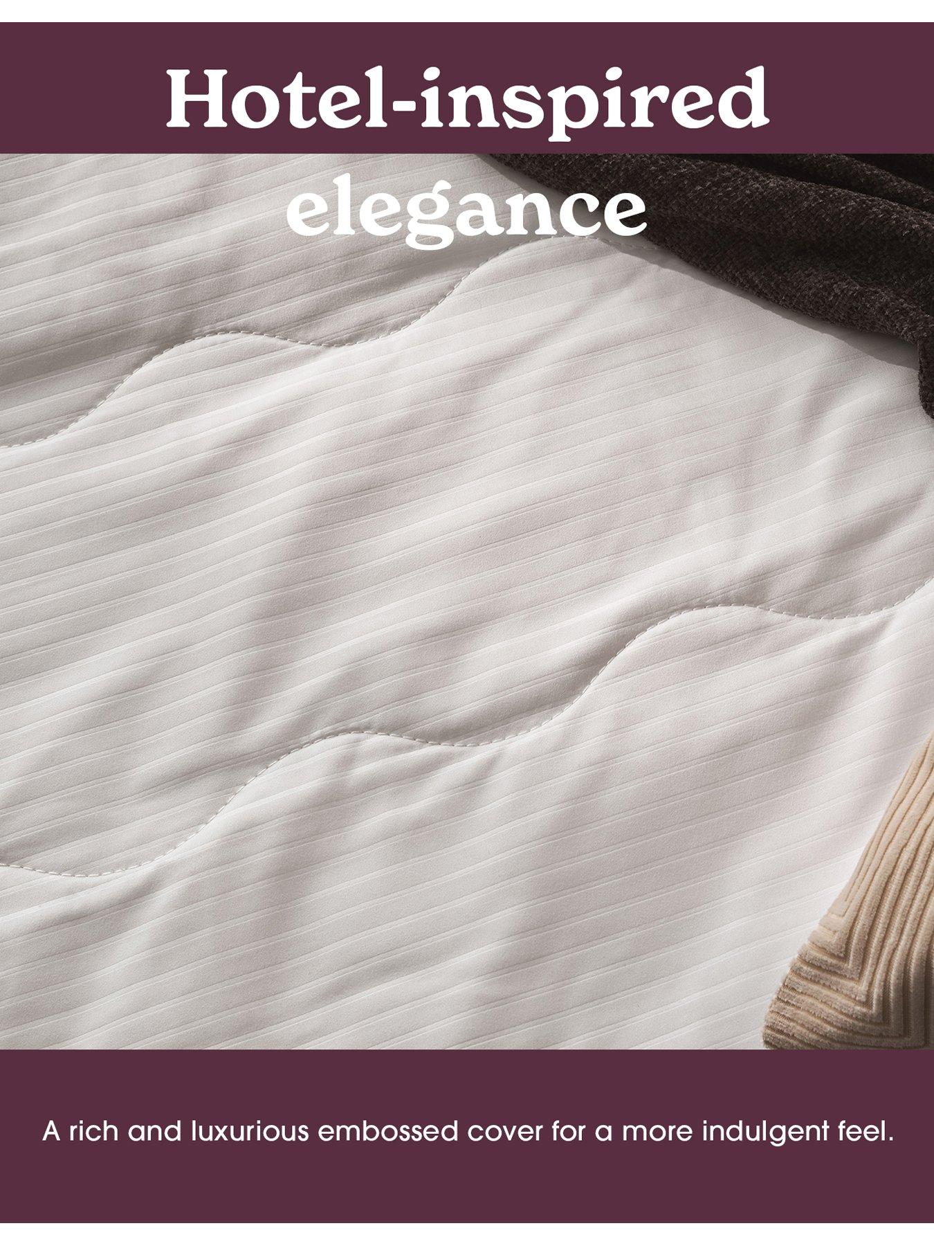 Image 5 of 7 of Sleepeezee Hotel Luxe Quilted Mattress Protector