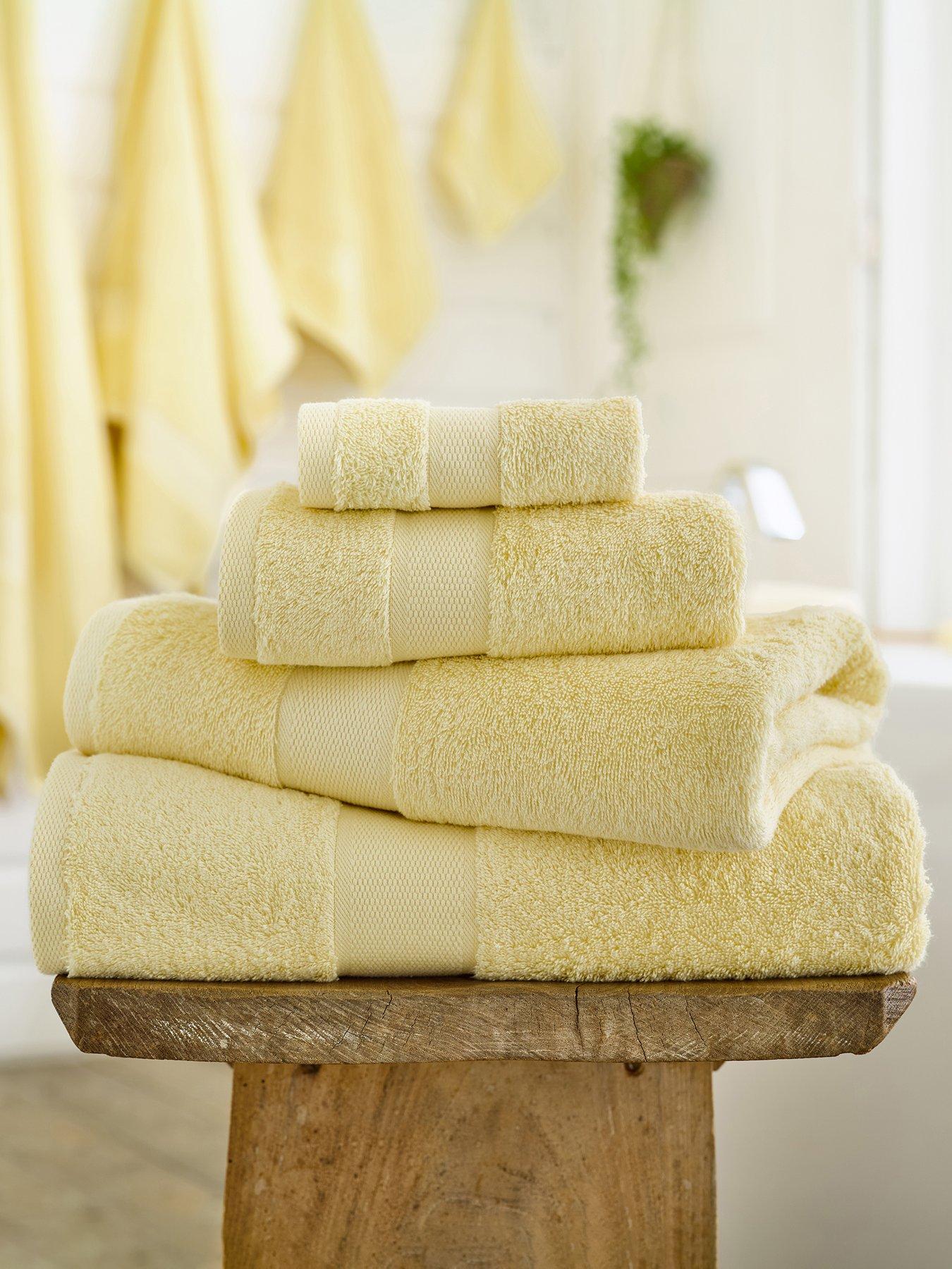 deyongs-egyptian-embrace-towels