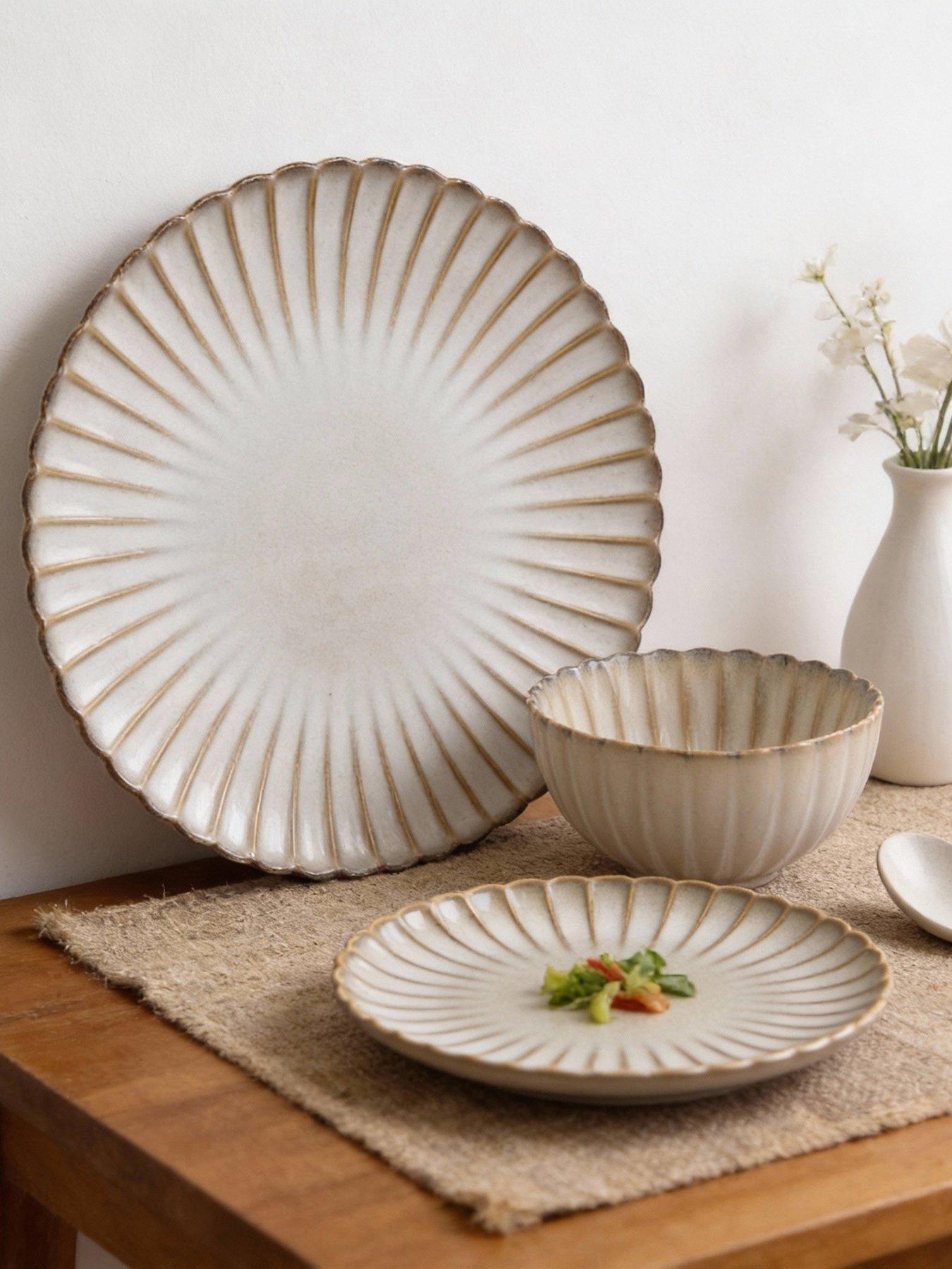 WATERSIDE 12pc Cream Petal Dinner Set