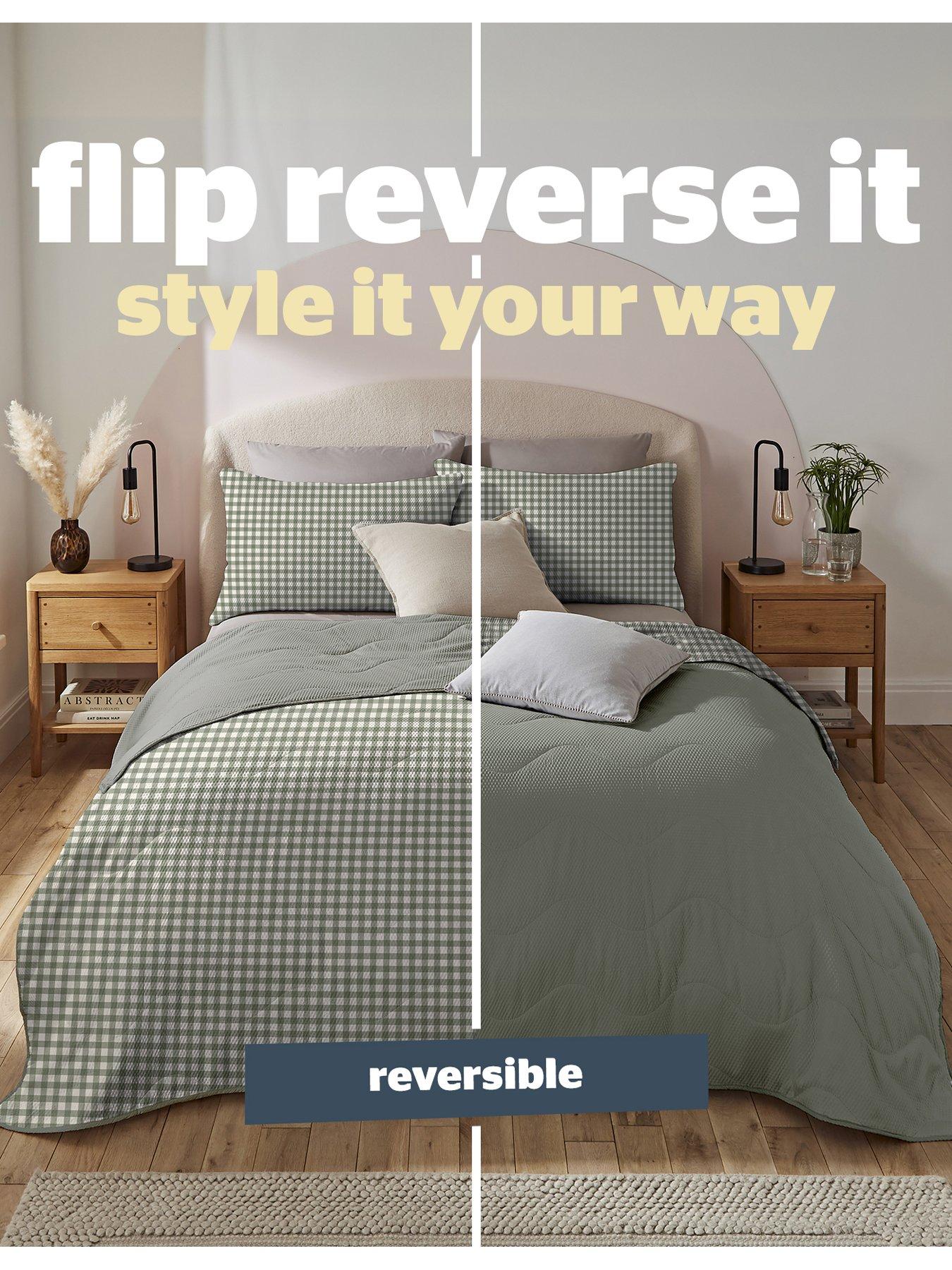Image 6 of 7 of Silentnight Cooling Summer Coverless Duvet 2.5 Tog Sage Gingham