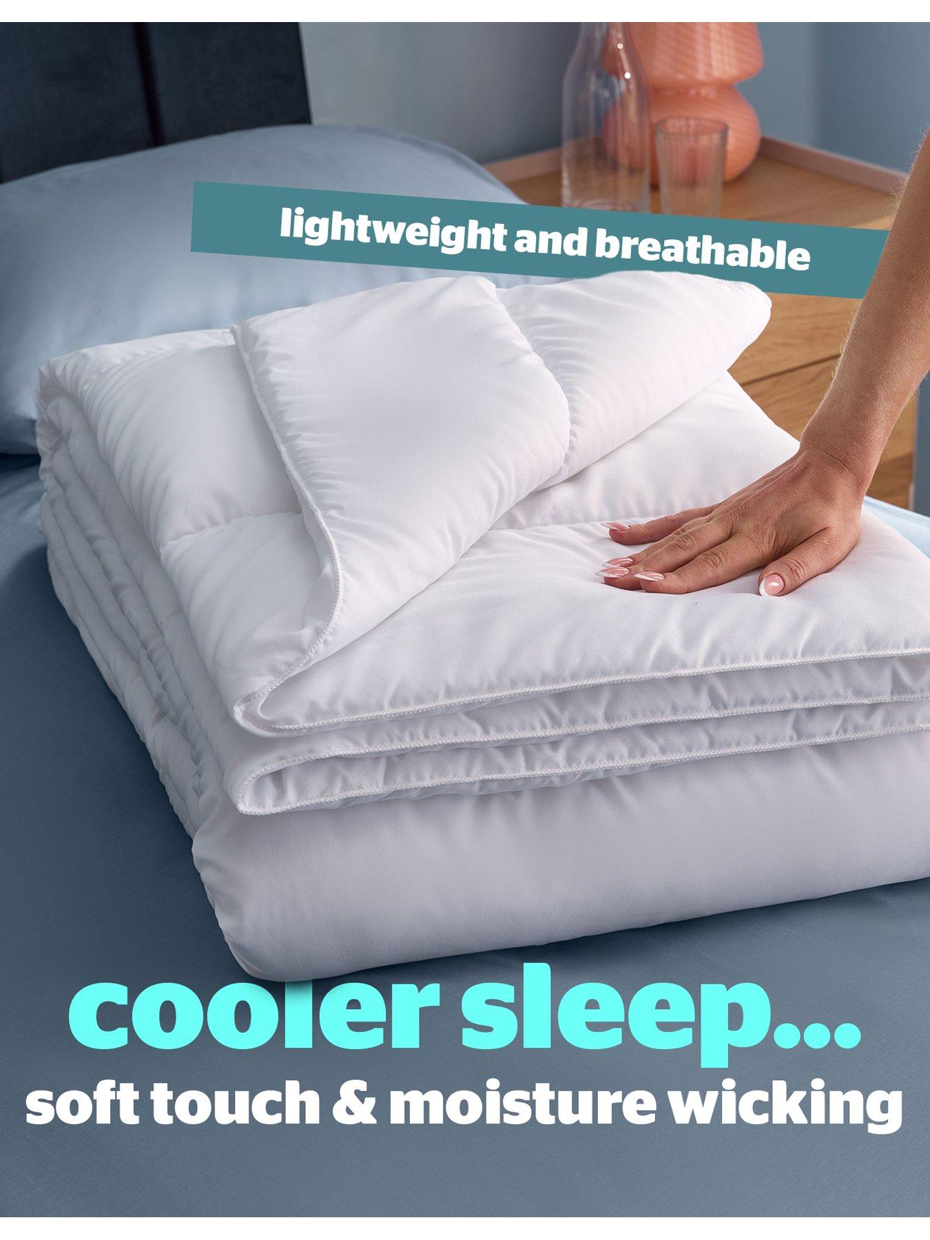 Image 3 of 7 of Silentnight Cool Summer Breeze 4.5 tog Duvet