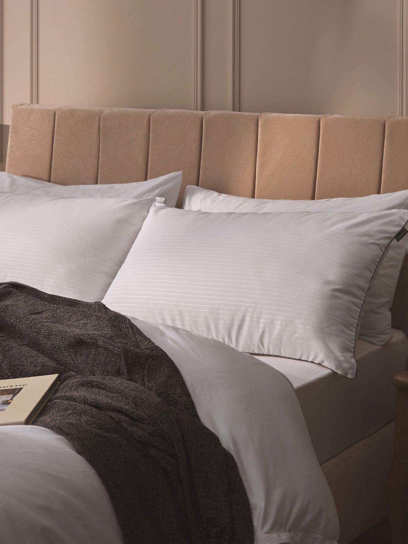Sleepeezee Hotel Luxe Pillow Pair