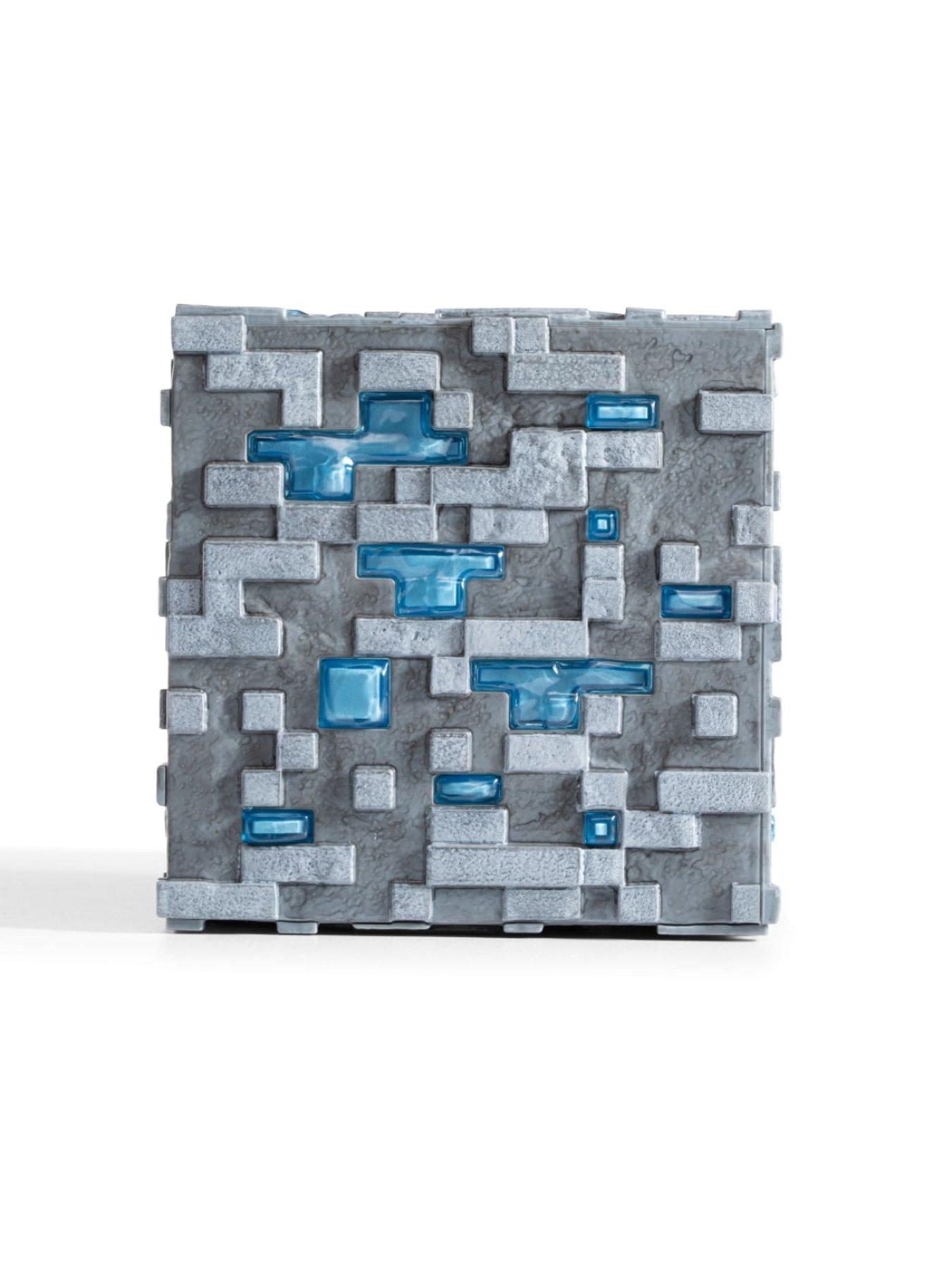 Image 6 of 6 of Minecraft Minecraft Illuminating Diamond Ore