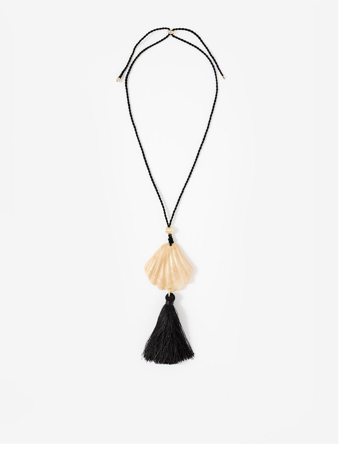 Mint Velvet Shell Resin Tassel Pendant