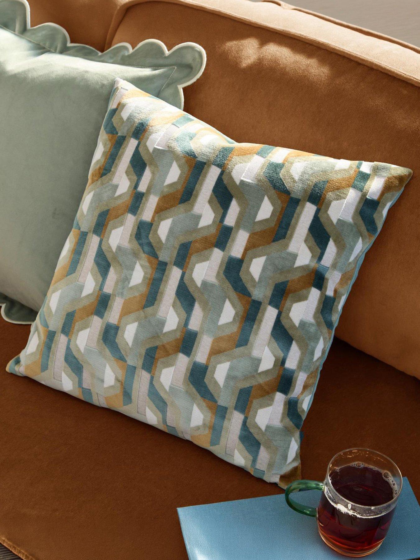 Furn Metro Prism 45X45 Polyester Cushion Multi