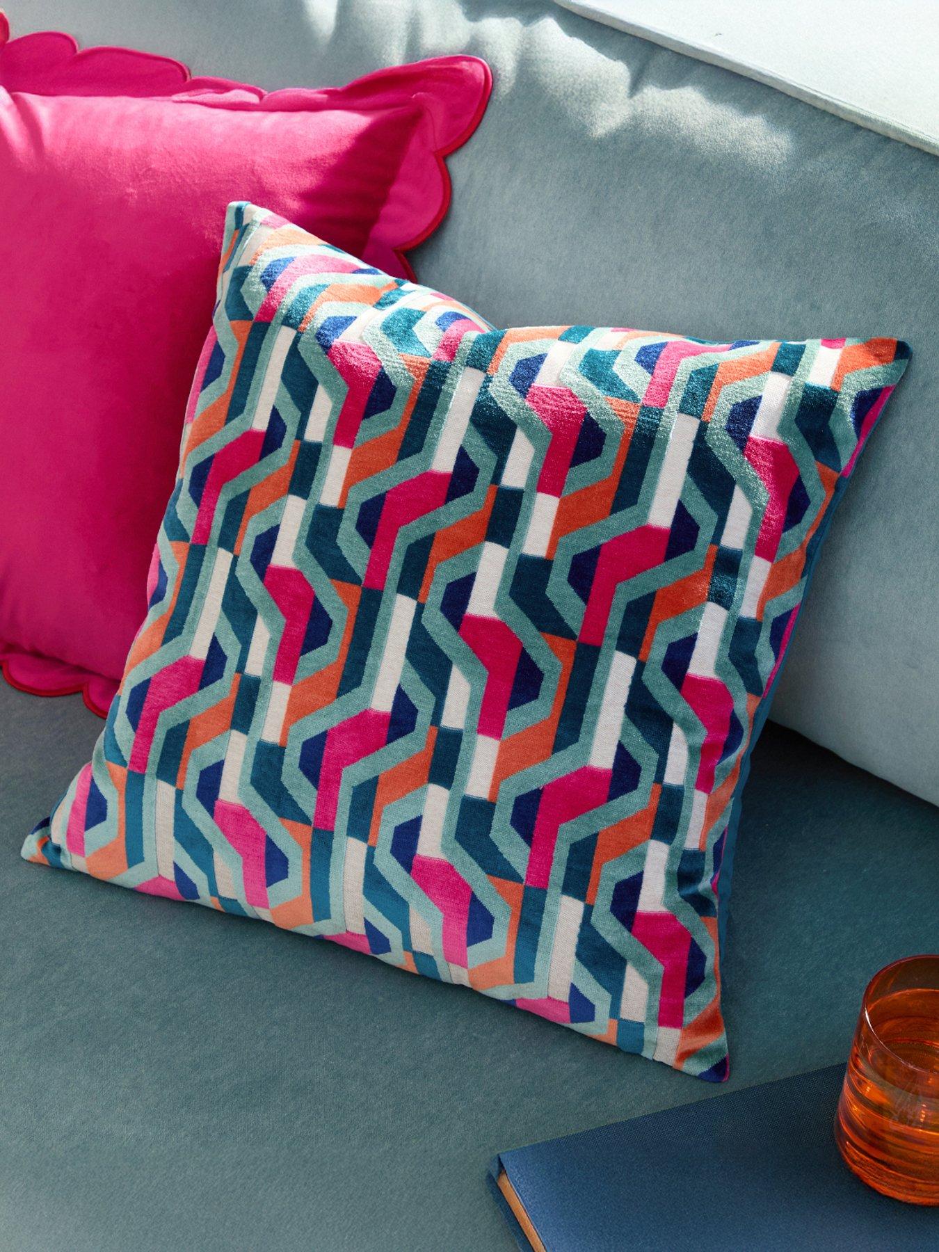 Furn Metro Prism 45X45 Polyester Cushion Multi