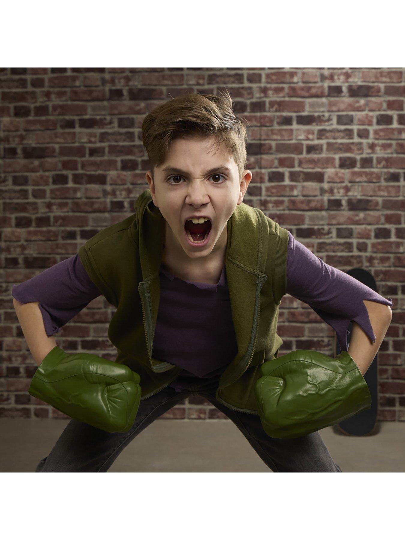 Image 5 of 7 of Spiderman SPD BOM MCCARROLL GAMMA SMASH ROLE PLAY