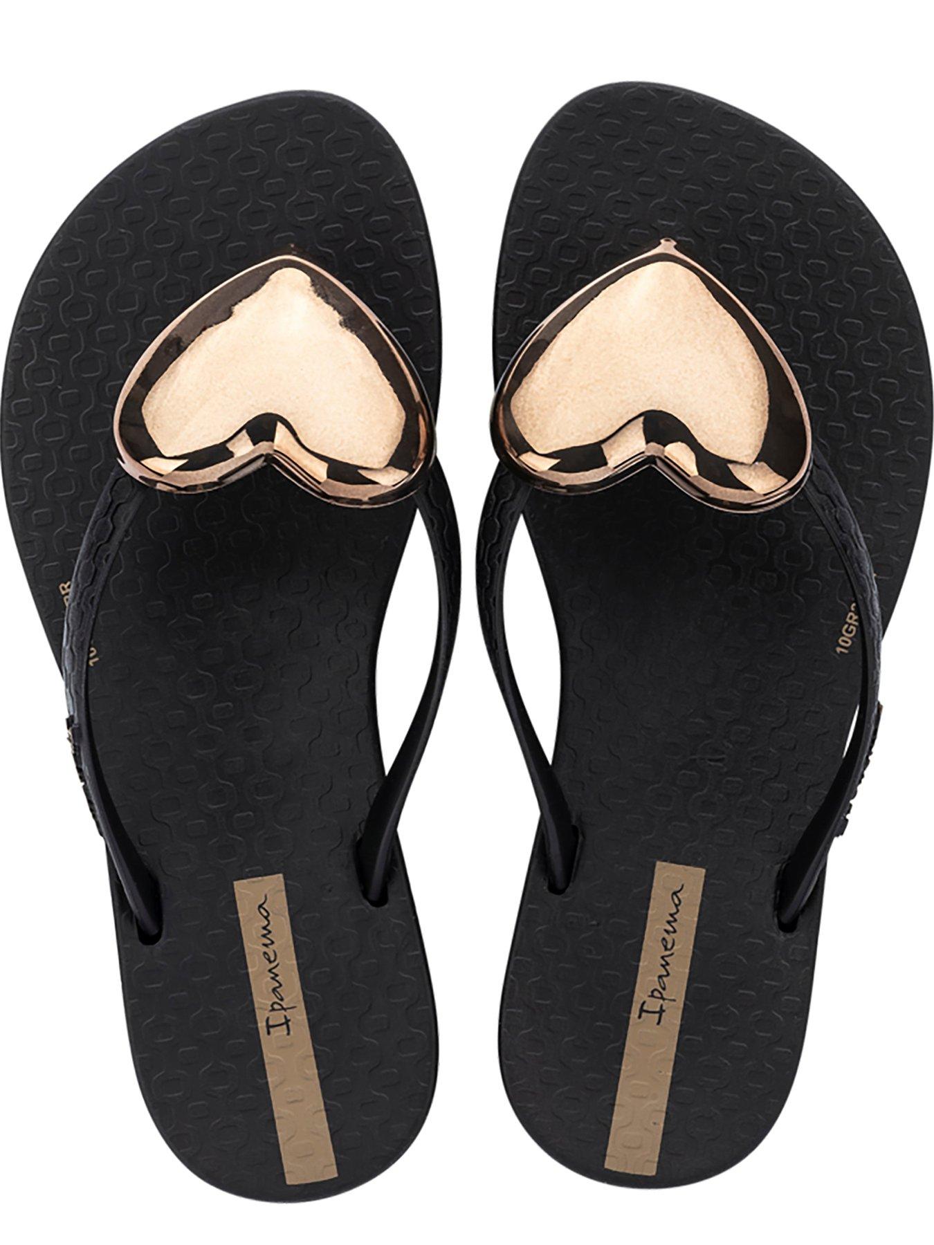 Image 3 of 3 of Ipanema Maxi Fashion Kids Heart Flip Flops - Black