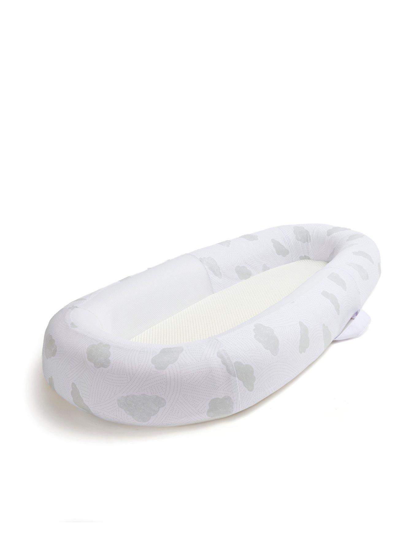  image of purflo-sleep-tight-baby-bed-cotton-clouds