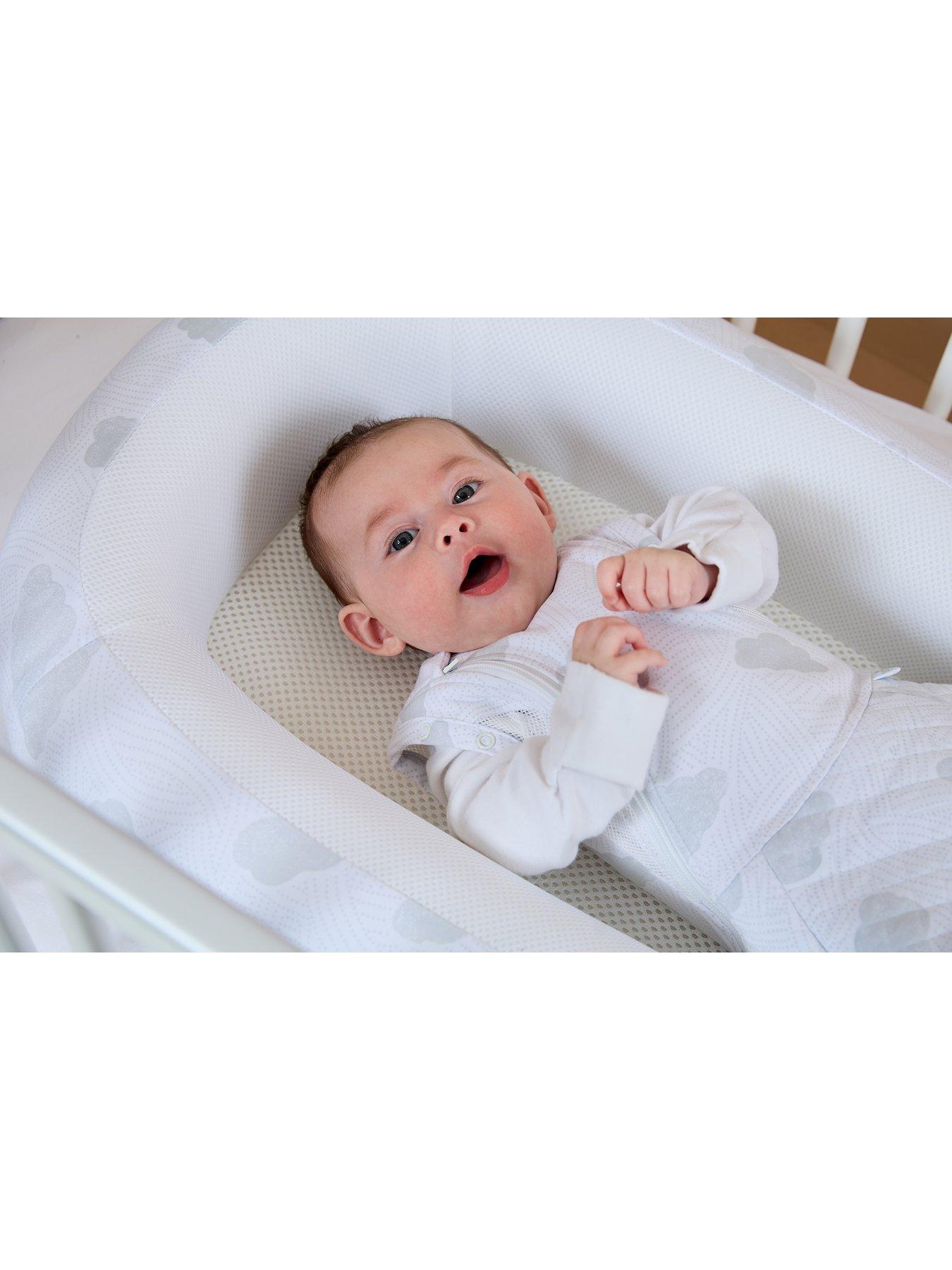  image of purflo-sleep-tight-baby-bed-cotton-clouds
