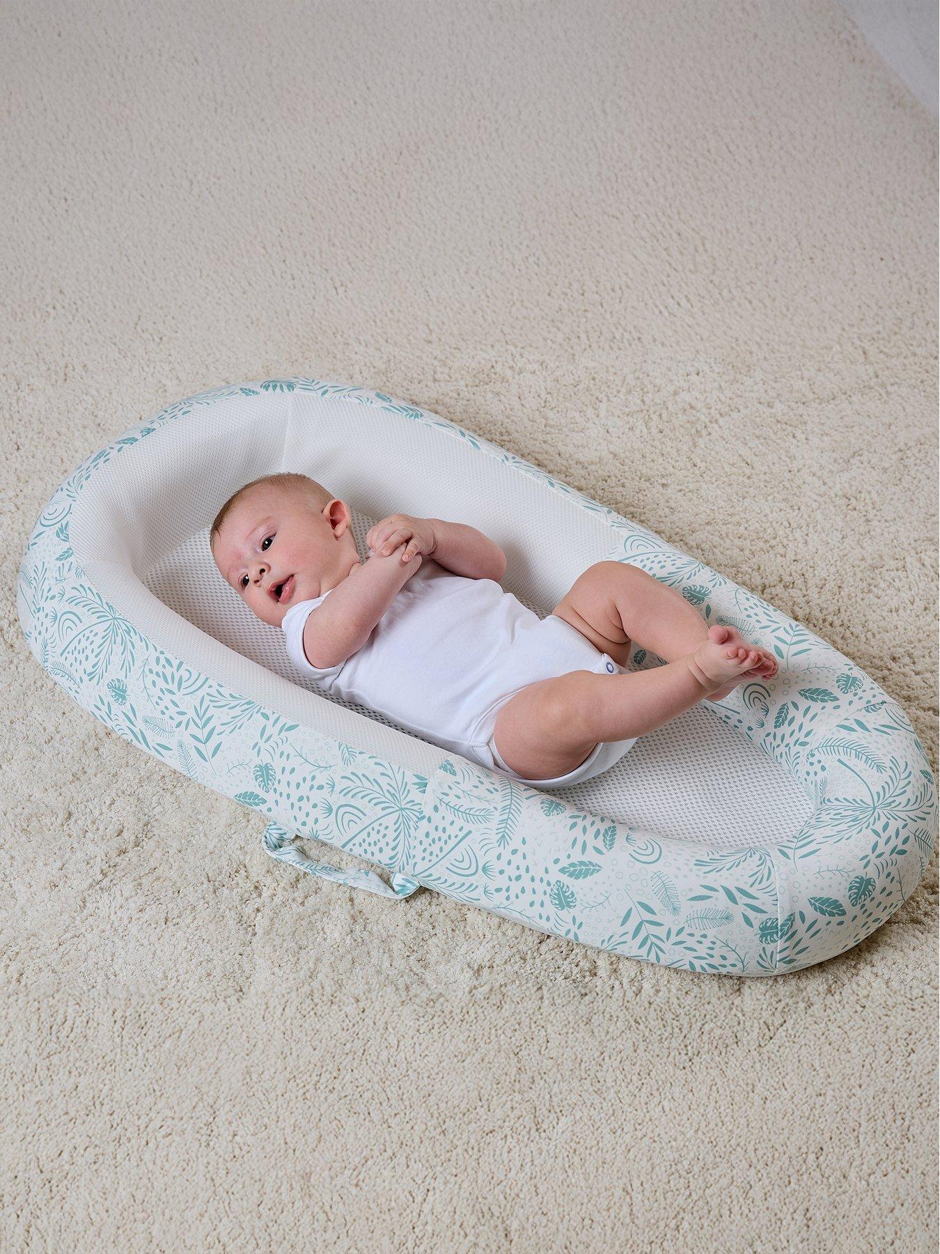 purflo-sleep-tight-baby-bed-jungle-fever