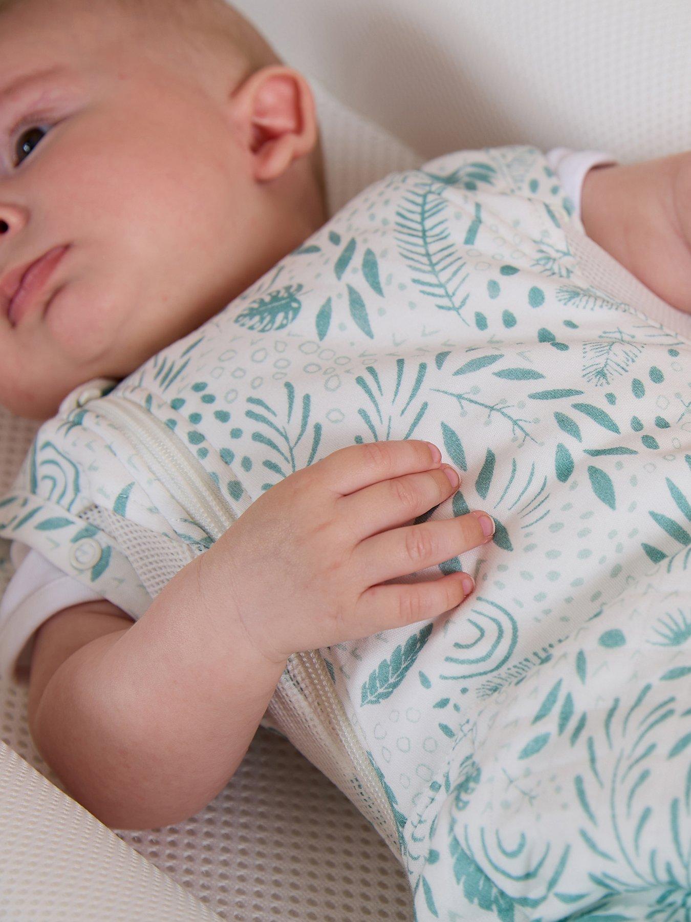 Image 1 of 7 of PurFlo Swaddle To Sleep Bag, 2.5 Tog, 0-4 m All Seasons - Jungle Fever