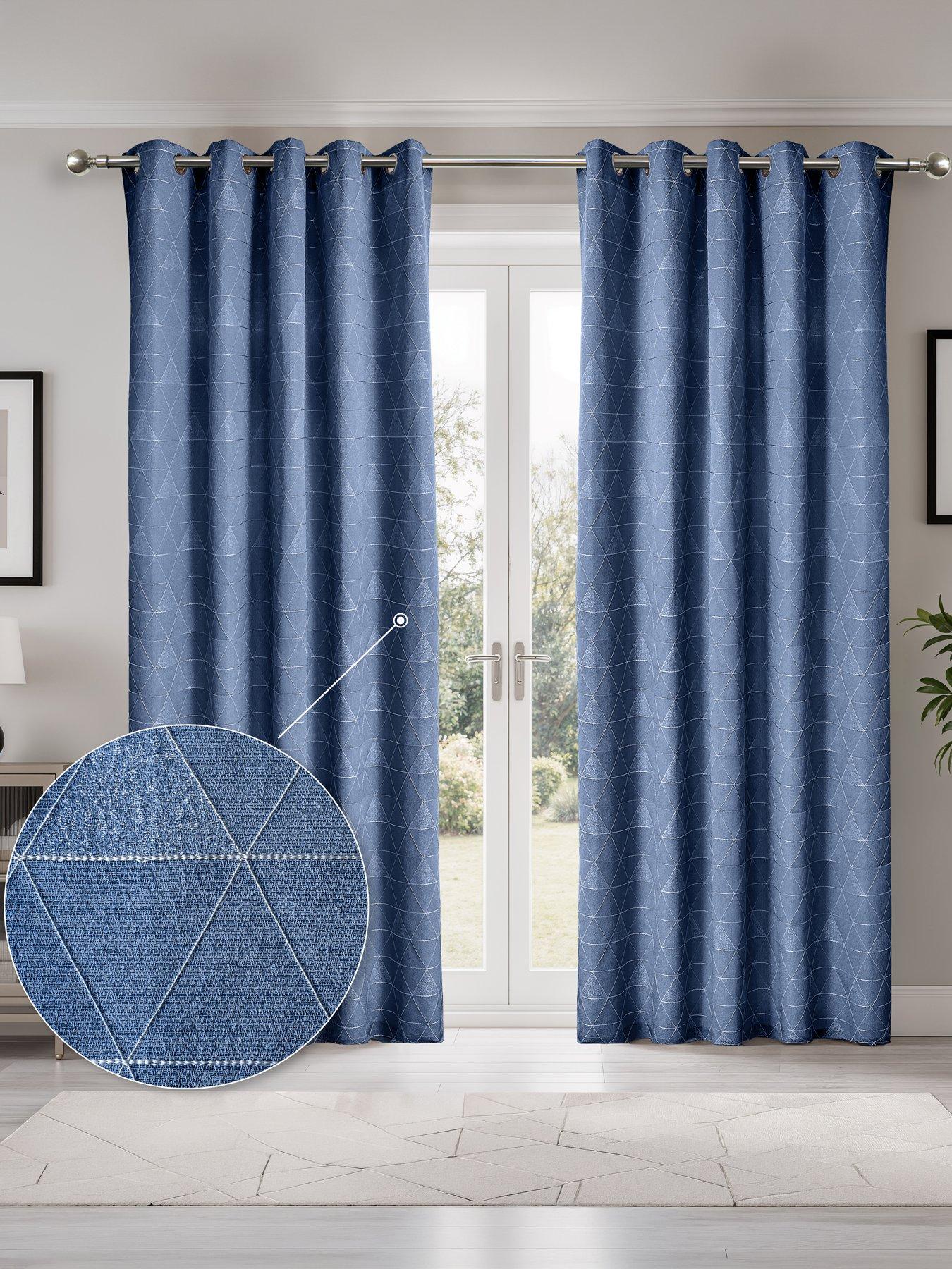 The Very Collection Aria Lightweight Jacquard 66x54 Eyelet