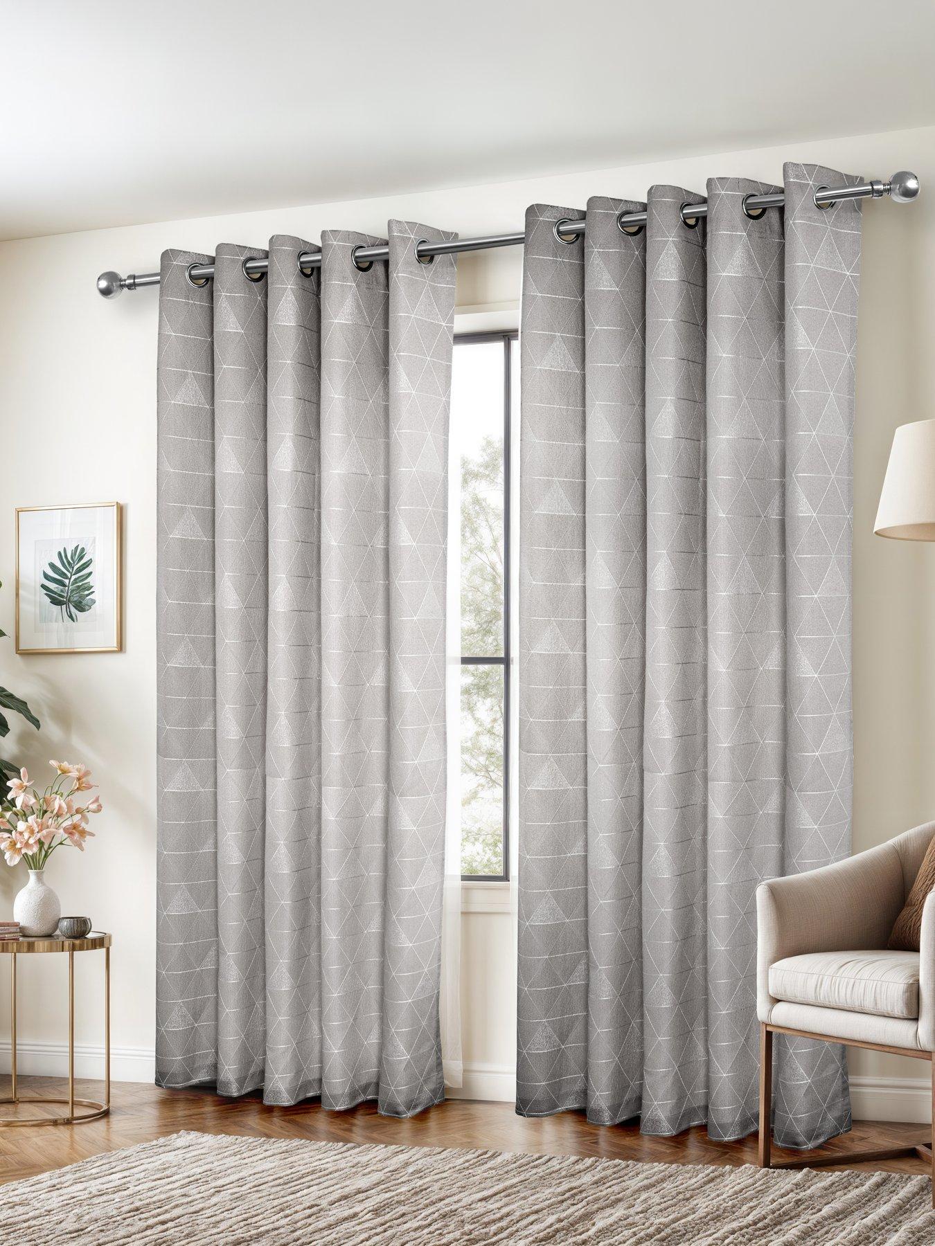 Image 5 of 6 of The Very Collection Aria Lightweight Jacquard 66x54 Eyelet
