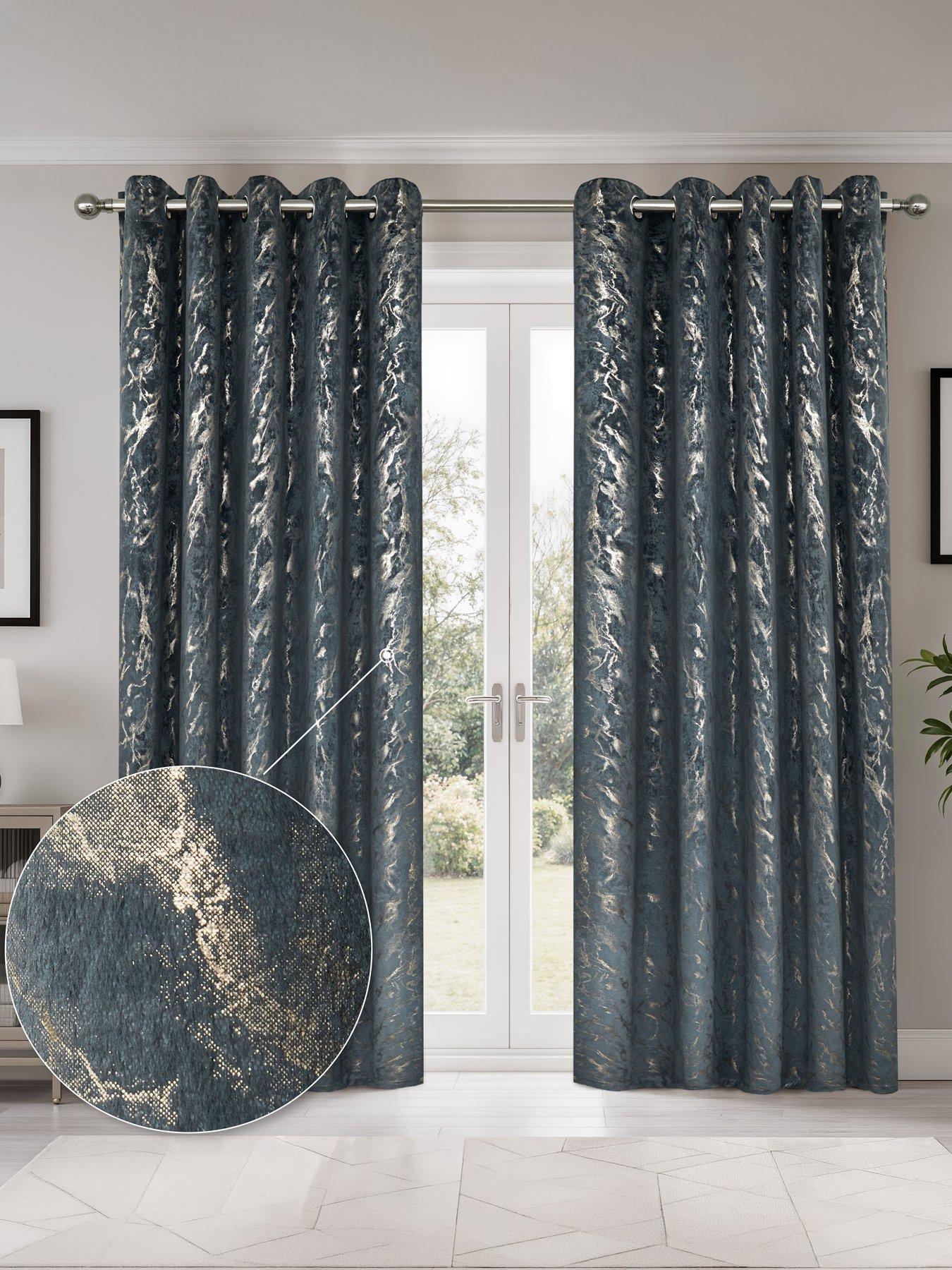 The Very Collection Mabel Velvet Blackout 90x72 Eyelet