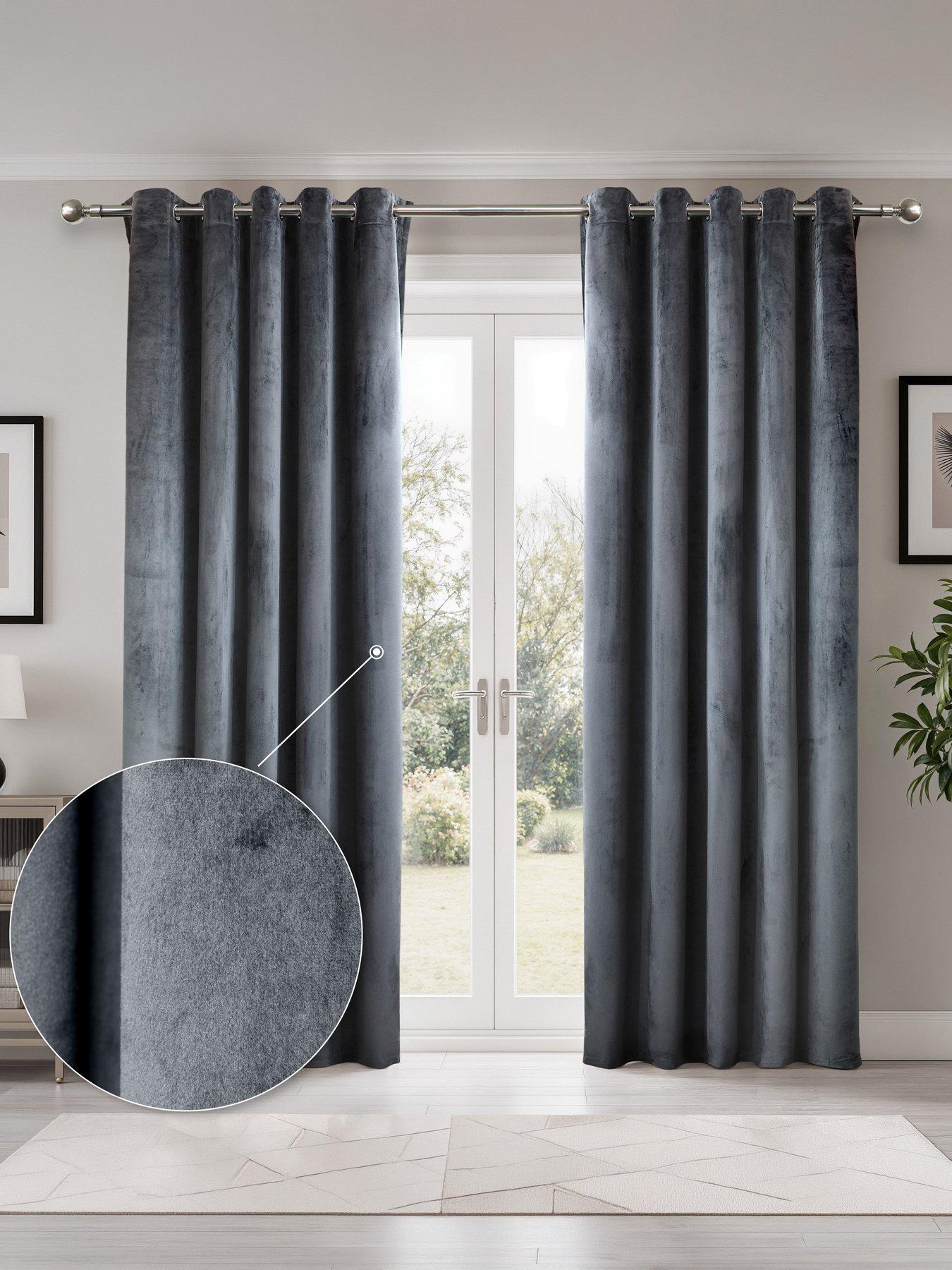 The Very Collection Dusk Velvet Dimout 90x108 Eyelet