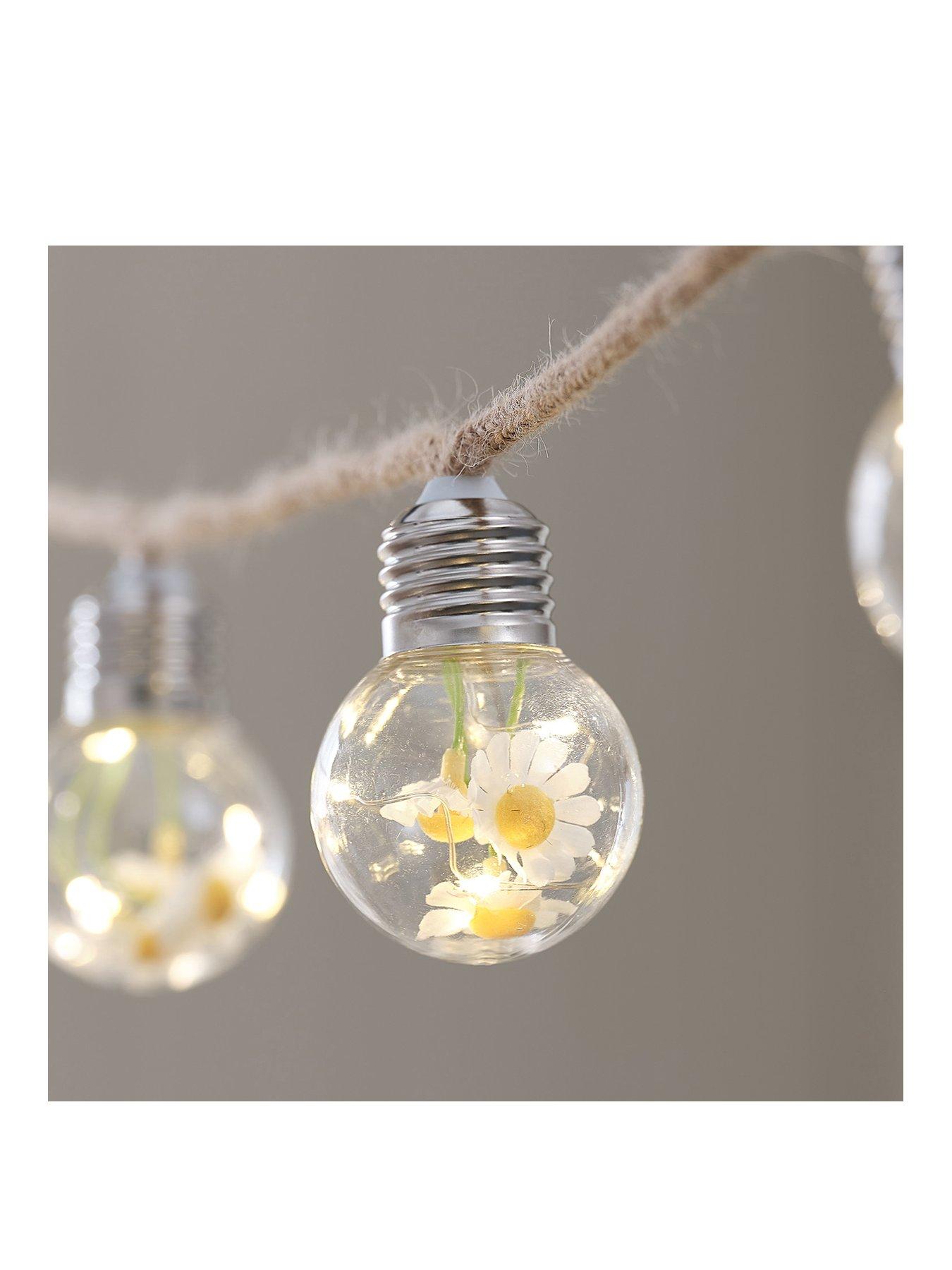 stillFront image of lights4fun-10-daisy-micro-battery-festoon-lights