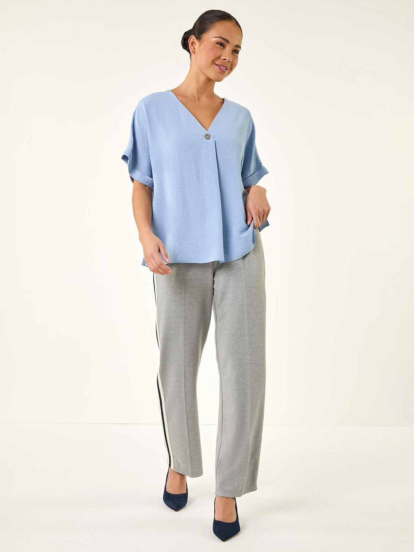 Image 3 of 5 of Roman Petite One Buttoned V-neck Top