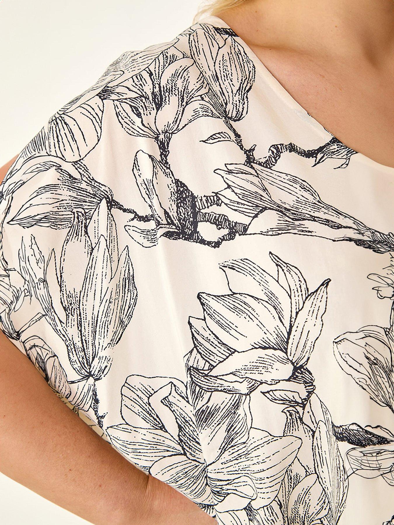 stillFront image of roman-curve-floral-print-oversized-top