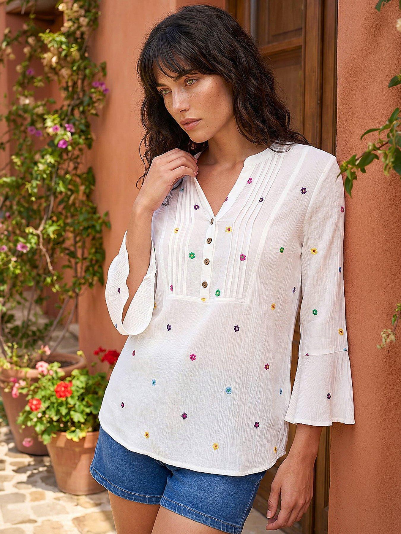 Roman Floral Embroidered Buttoned Top