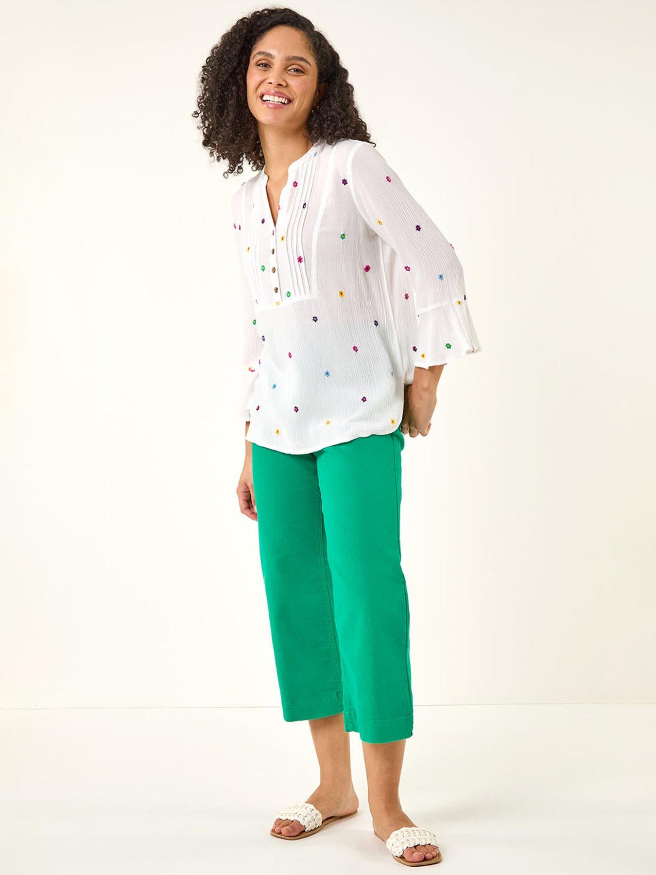 Image 3 of 5 of Roman Floral Embroidered Buttoned Top