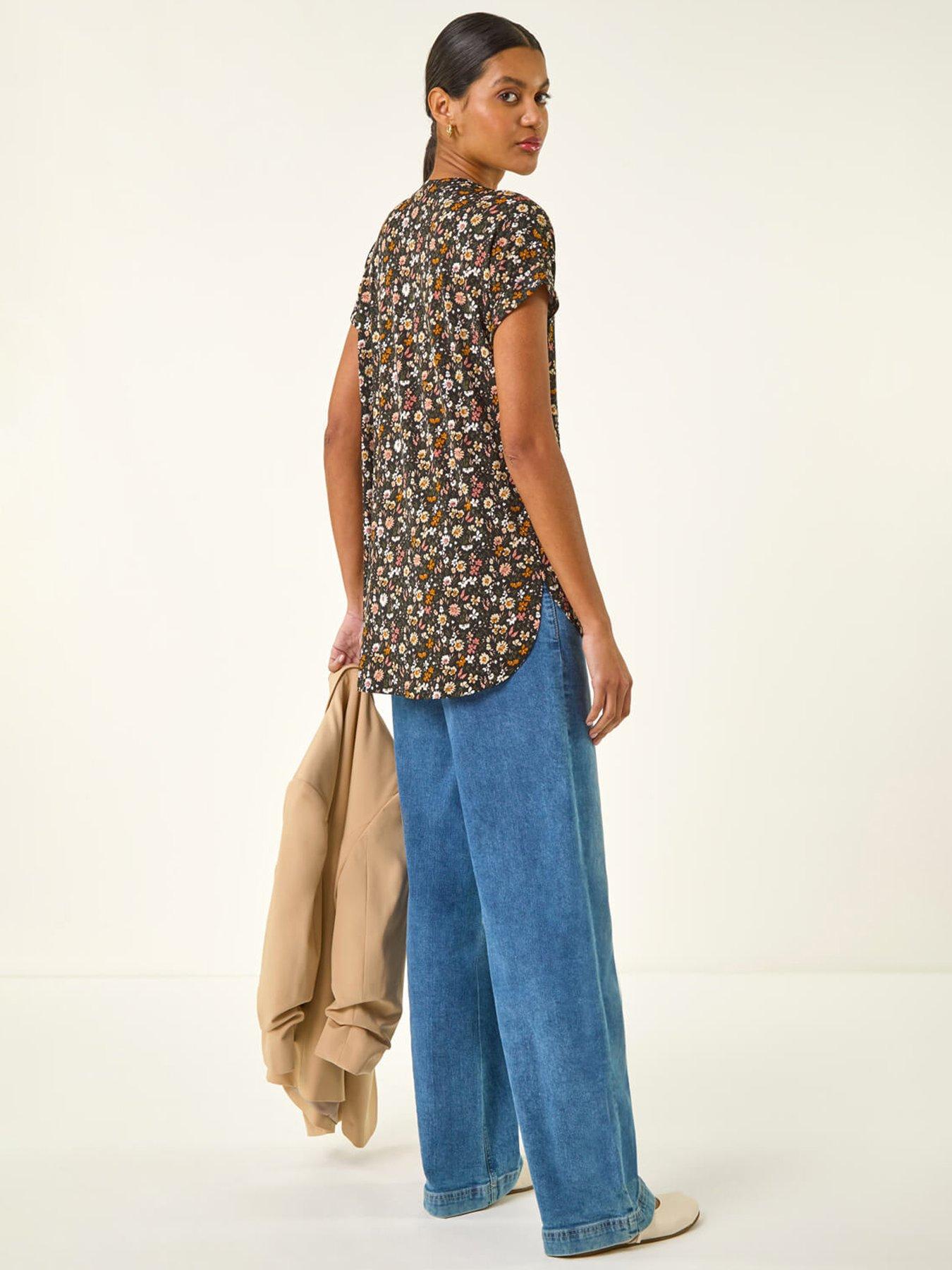  image of roman-floral-puff-print-collared-top