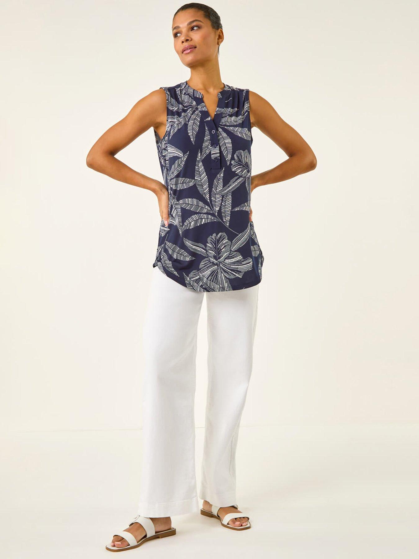 Image 3 of 5 of Roman Floral Puff Print Stretch Vest