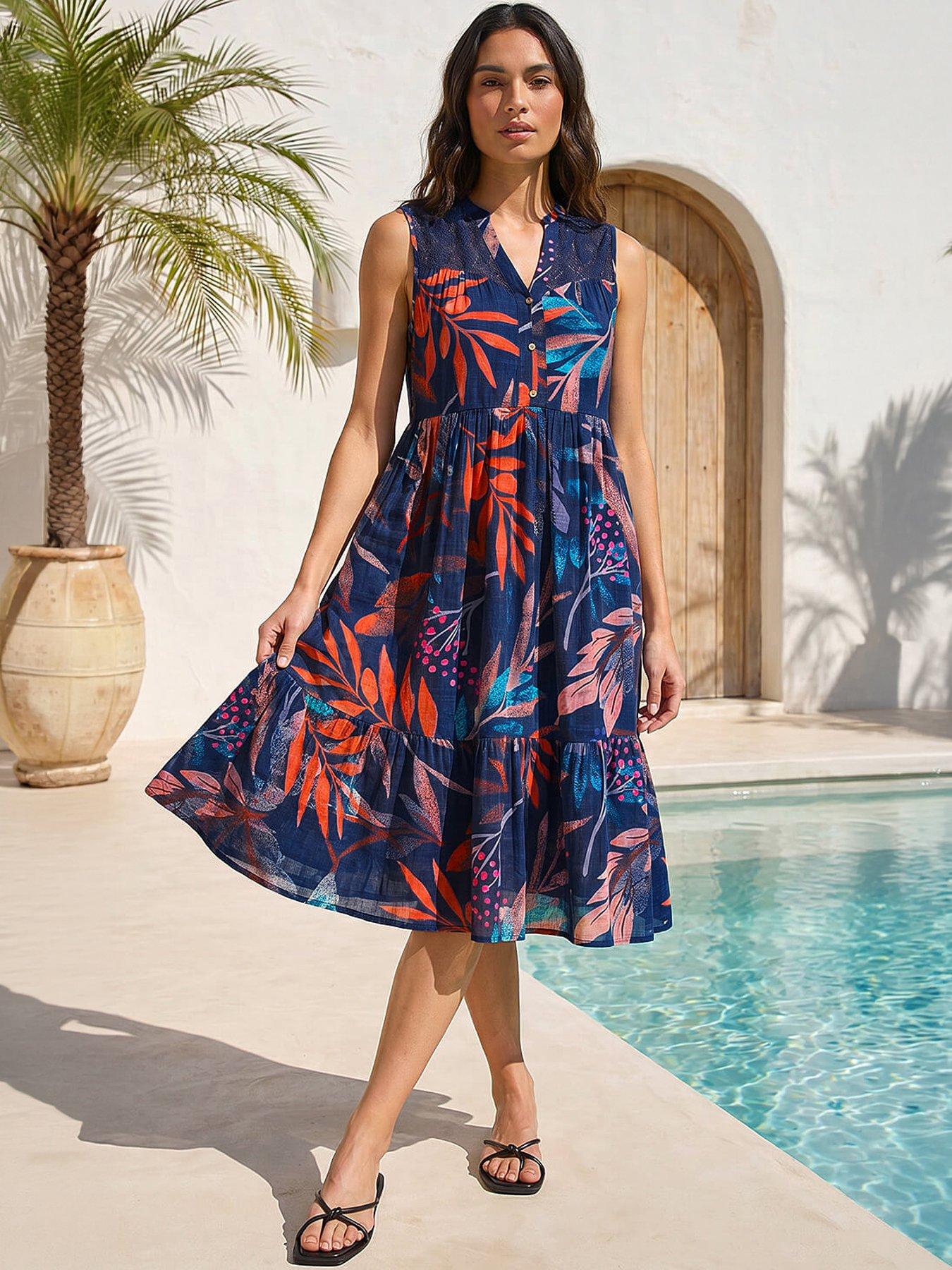 Roman Leaf Print V-neck Tiered Dress
