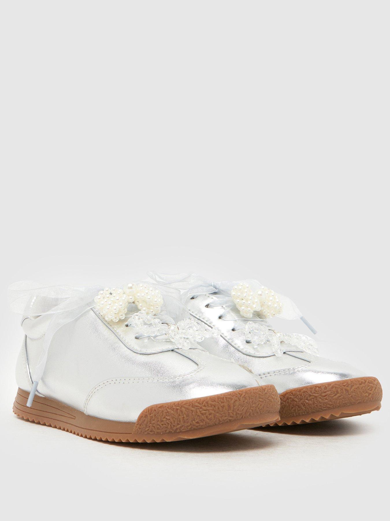  image of schuh-junior-mittens-charm-trainer-silver