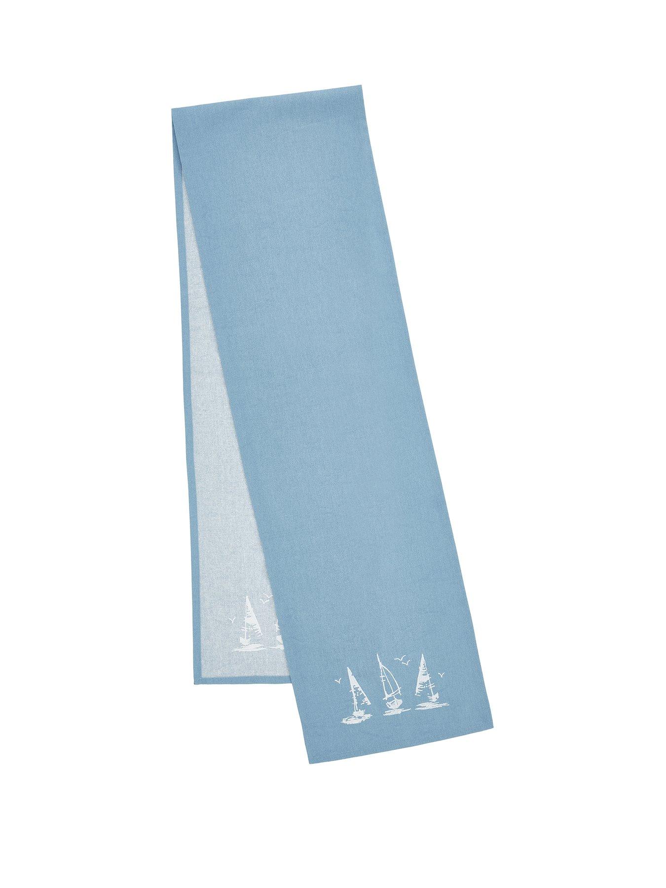  image of catherine-lansfield-salcombe-boats-runner