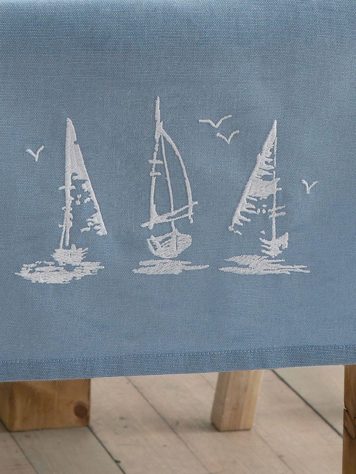  image of catherine-lansfield-salcombe-boats-runner