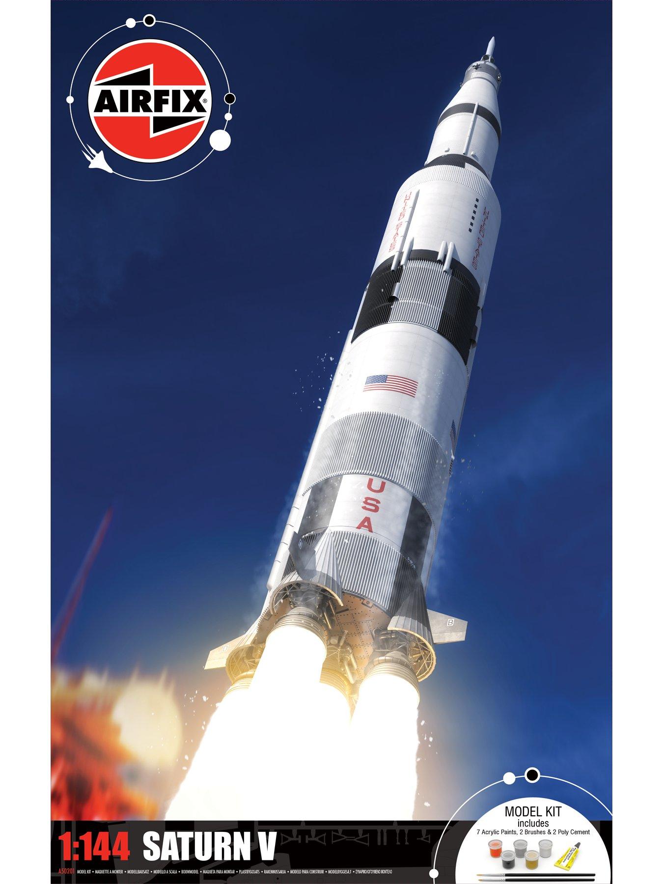 stillFront image of airfix-saturn-v-gift-set