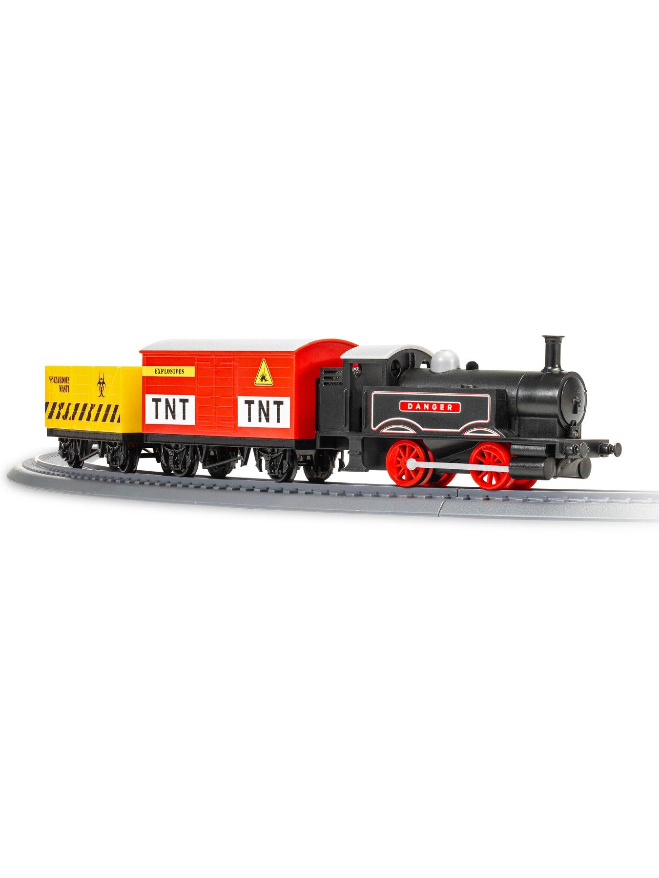 stillFront image of hornby-playtrains-steam-goods-express-train-set