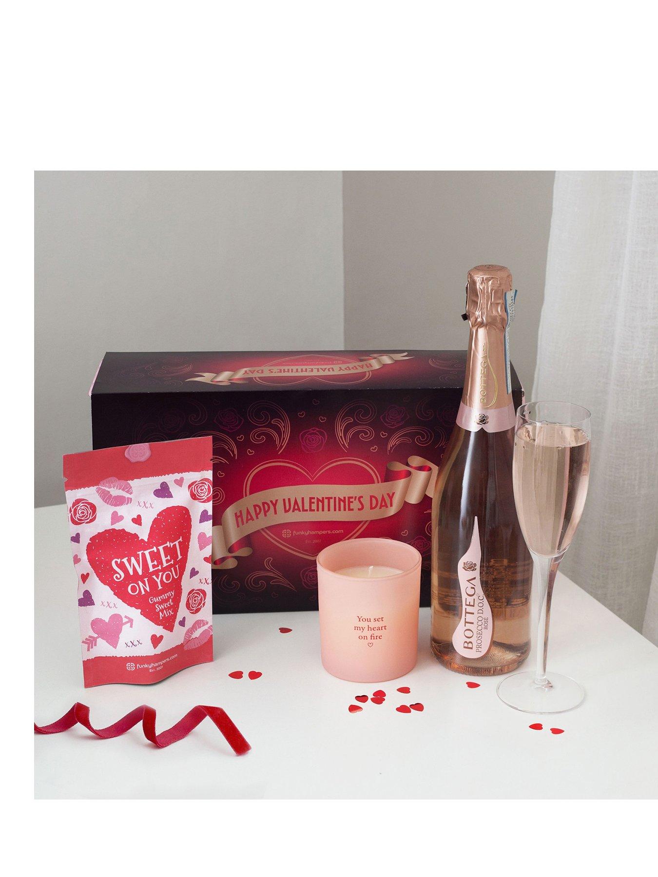 Funky Hampers Sweet on You Prosecco & Candle Valentines Day Hamper