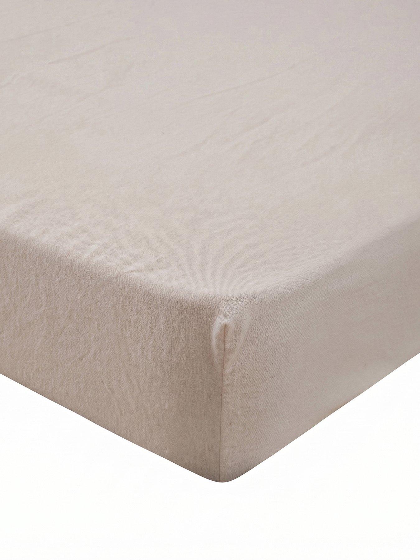 Image 2 of 5 of The Very Collection 100% Brushed Cotton 28 Cm Fitted Sheet