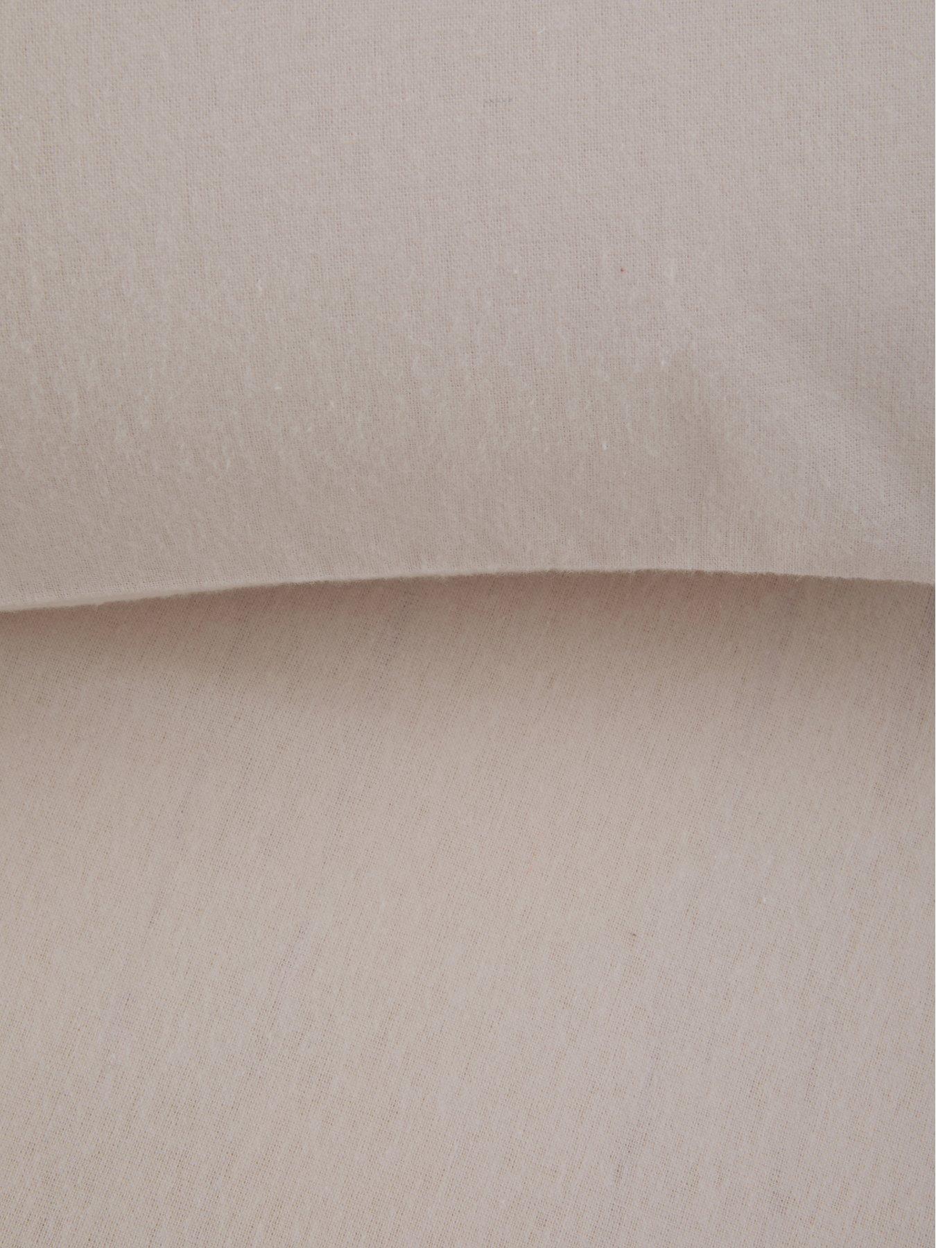 Image 5 of 5 of The Very Collection 100% Brushed Cotton 28 Cm Fitted Sheet