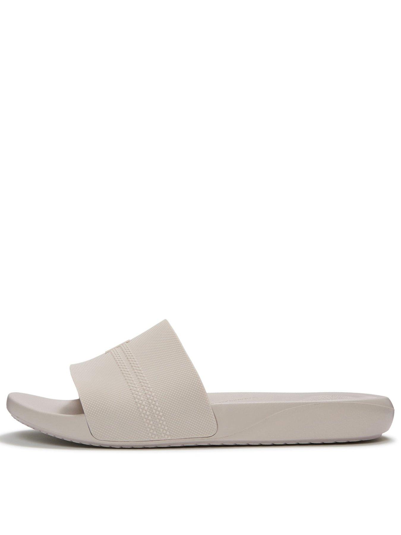 fitflop-fitflop-pool-slides