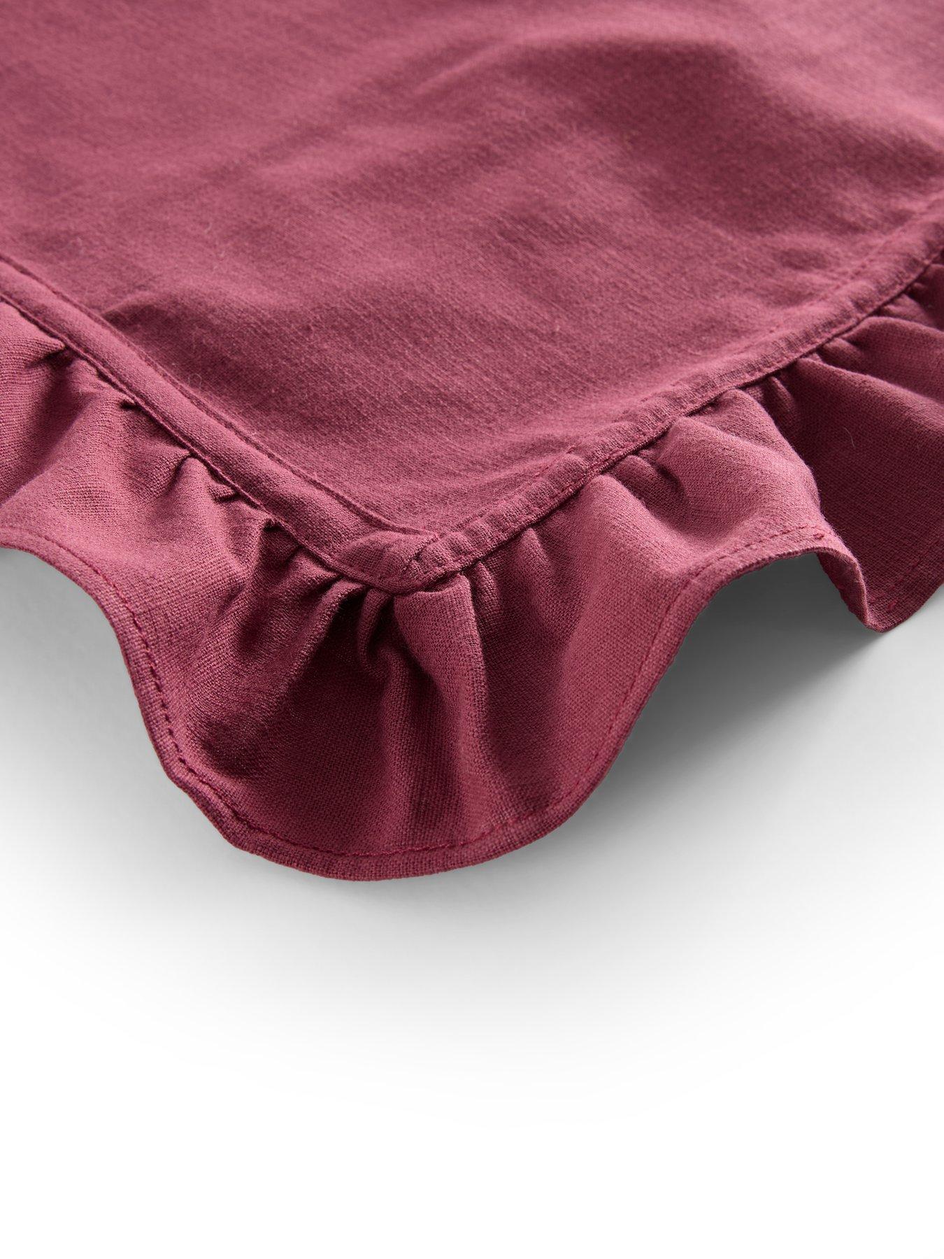 Image 5 of 6 of The Very Collection Cotton And Linen Blend Placemats With Frill Edge - Set Of 2