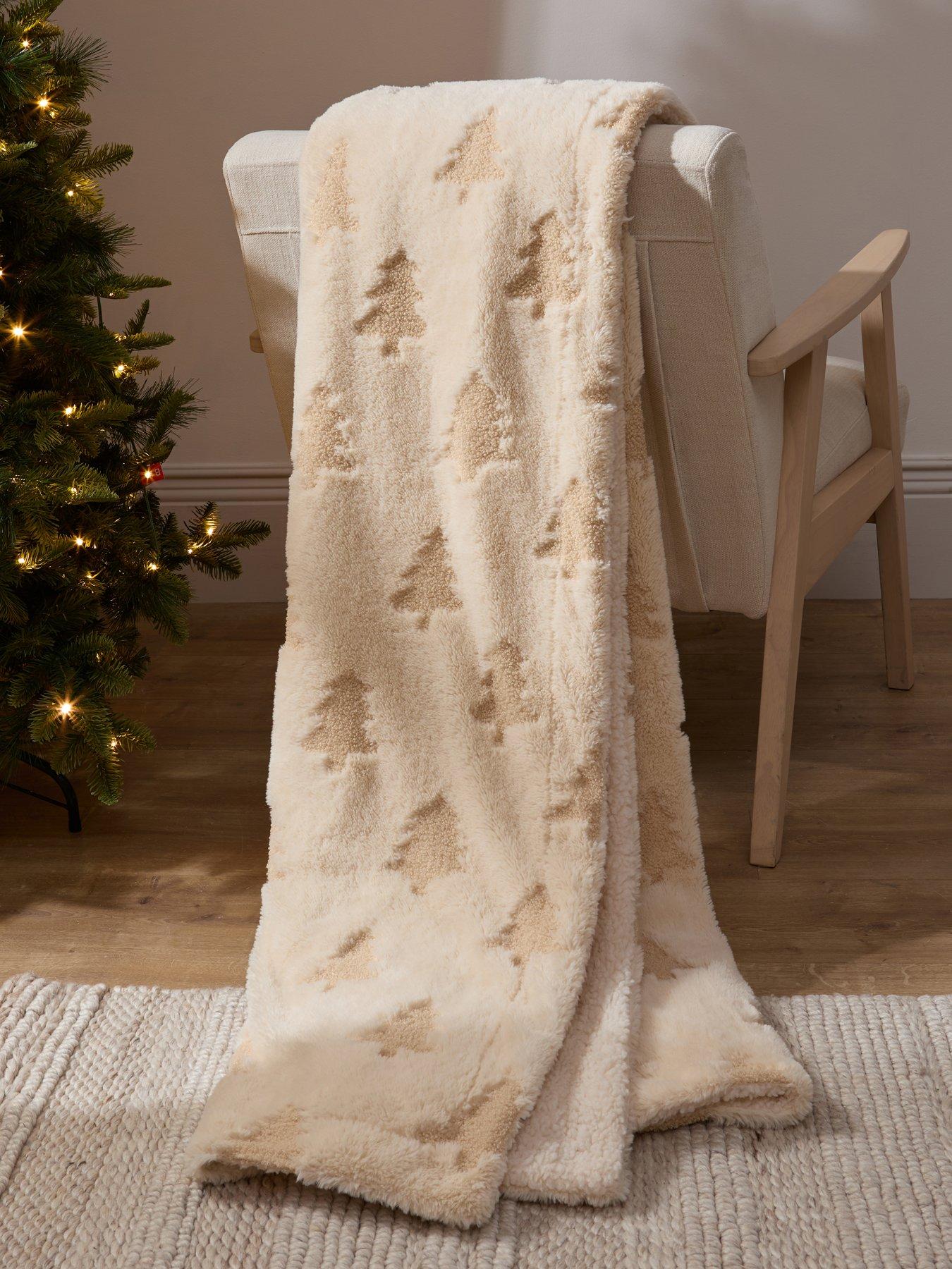 The Very Collection Cosy Christmas Tree Throw