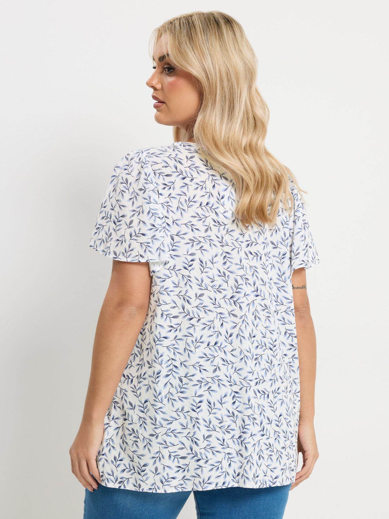 Image 2 of 5 of Yours Curve Linen Short Sleeve Blouse - Blue