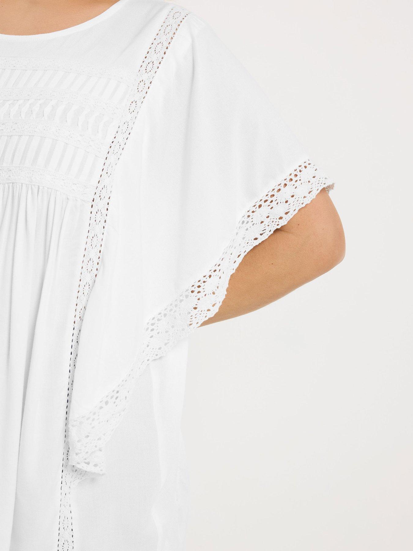 Image 4 of 5 of Yours Curve Statement Sleeve Blouse - White