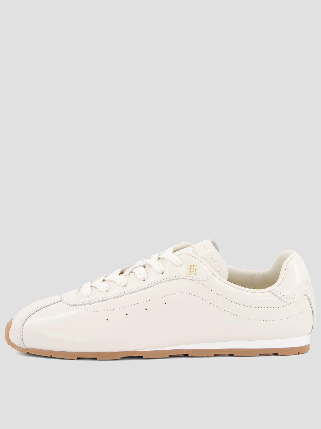 Tommy Hilfiger Monogram Plaque Leather Trainers - Cream