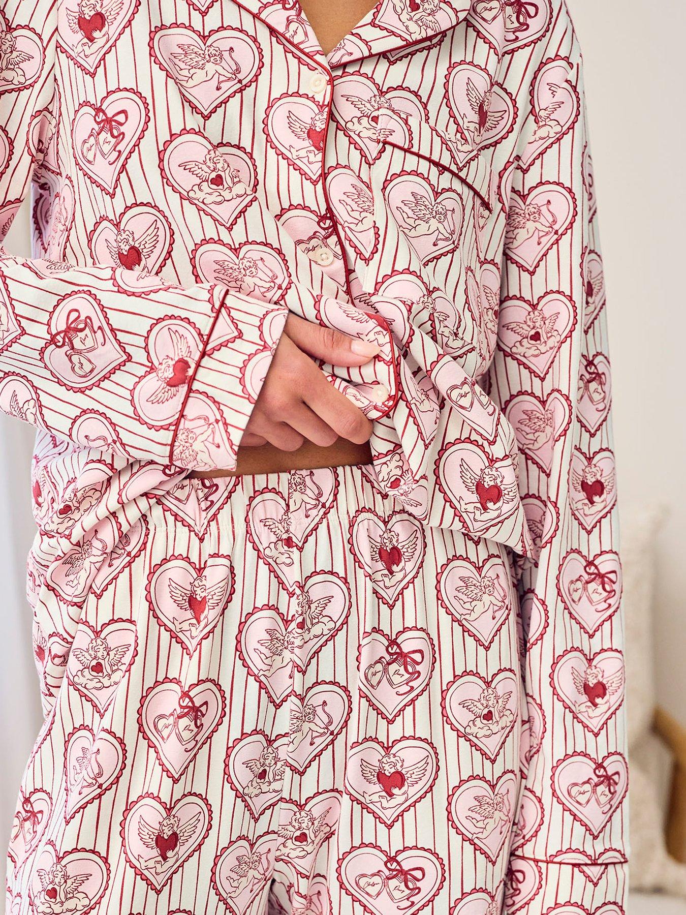 Image 5 of 5 of CHELSEA PEERS Cotton Cupid Heart Print Long Pyjama Set - Pink