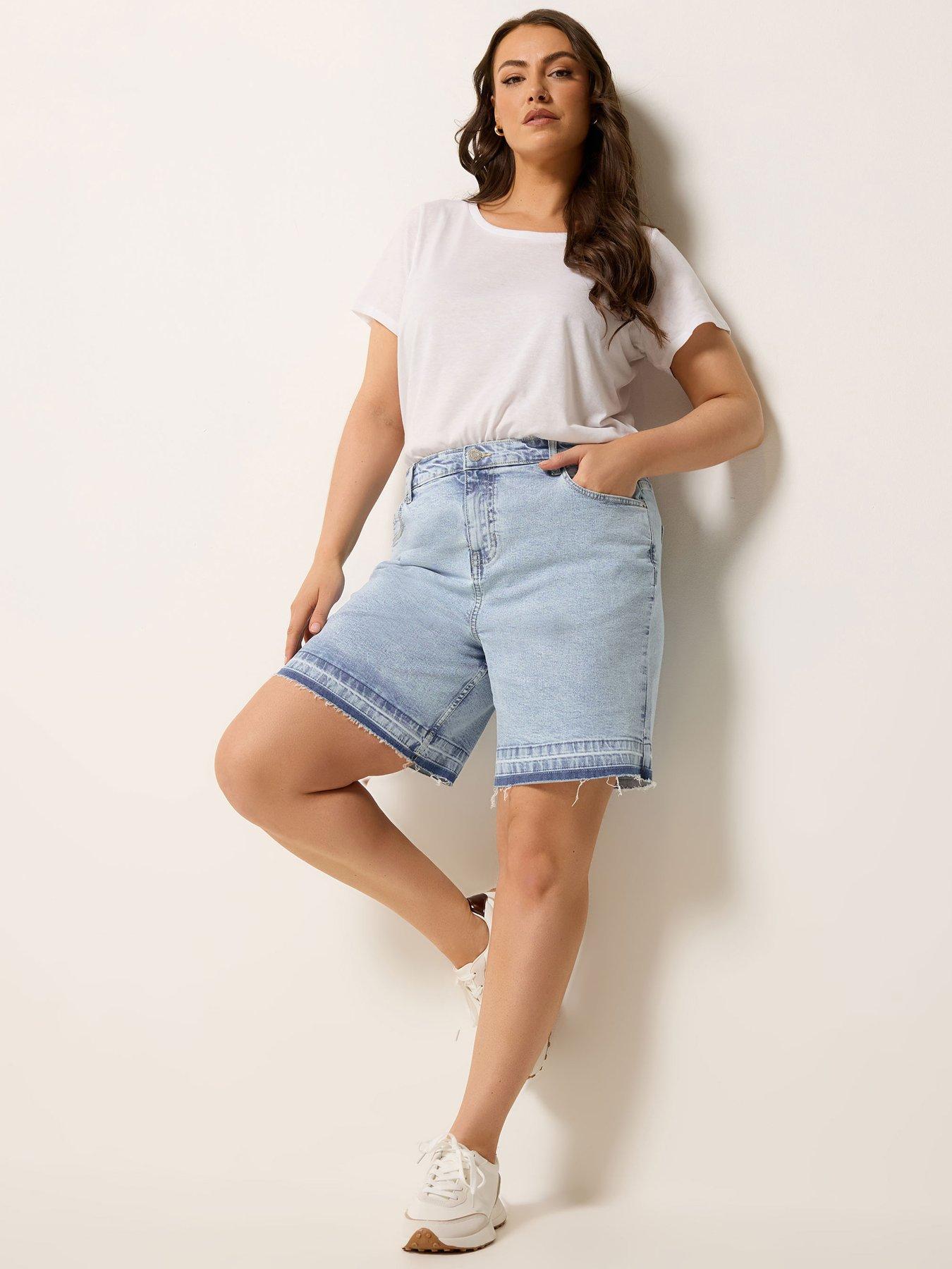 Image 3 of 5 of Yours Curve Tie Dye Hem Denim Short - Blue