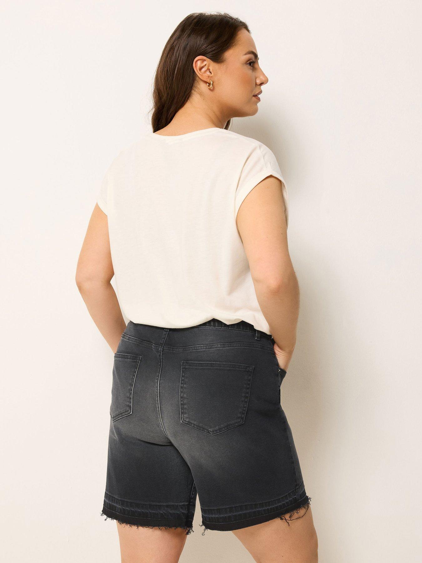 Image 2 of 5 of Yours Curve Tie Dye Hem Denim Short - Black